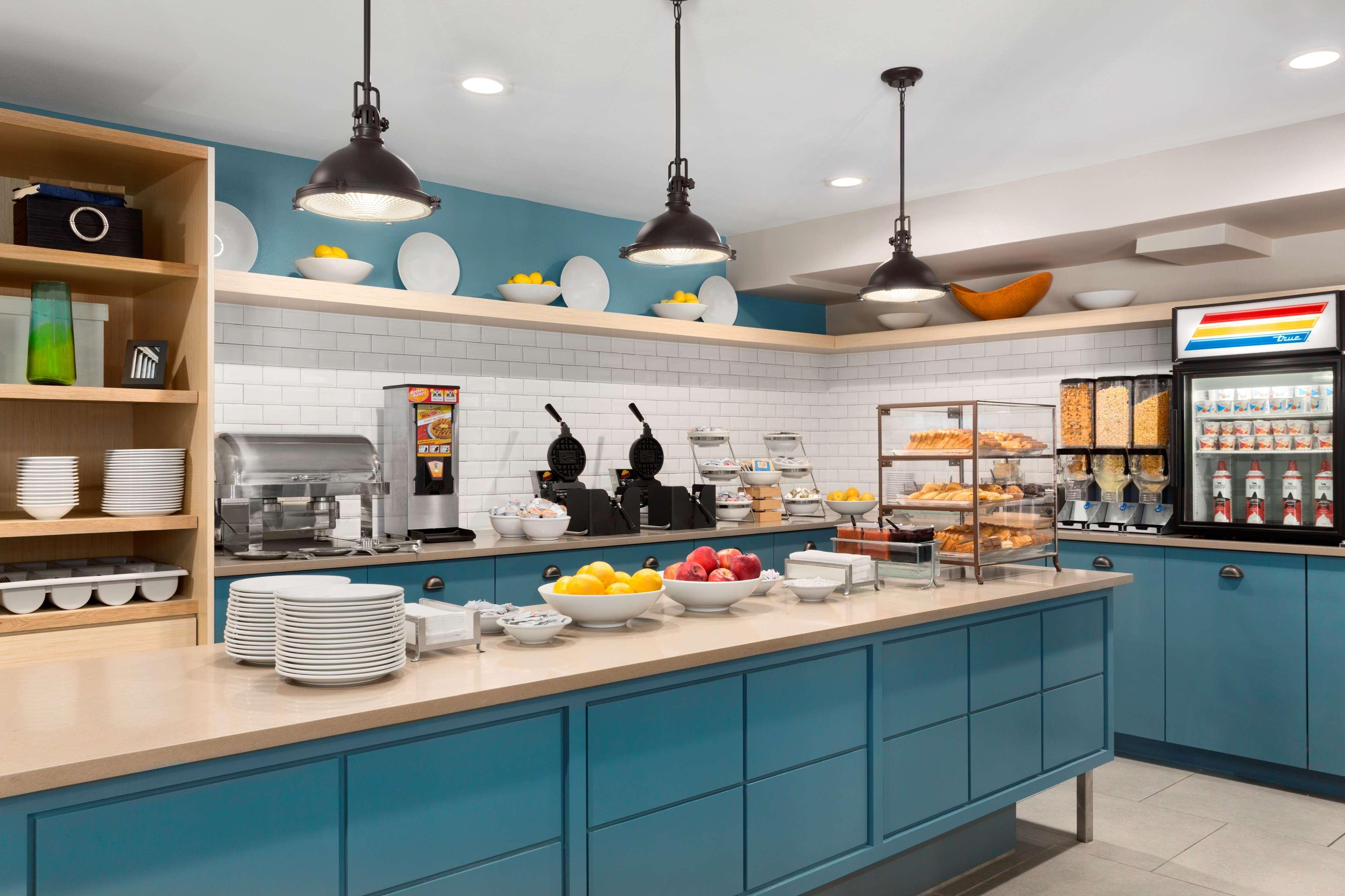 Restaurant Country Inn & Suites by Radisson, San Antonio Medical Center, TX