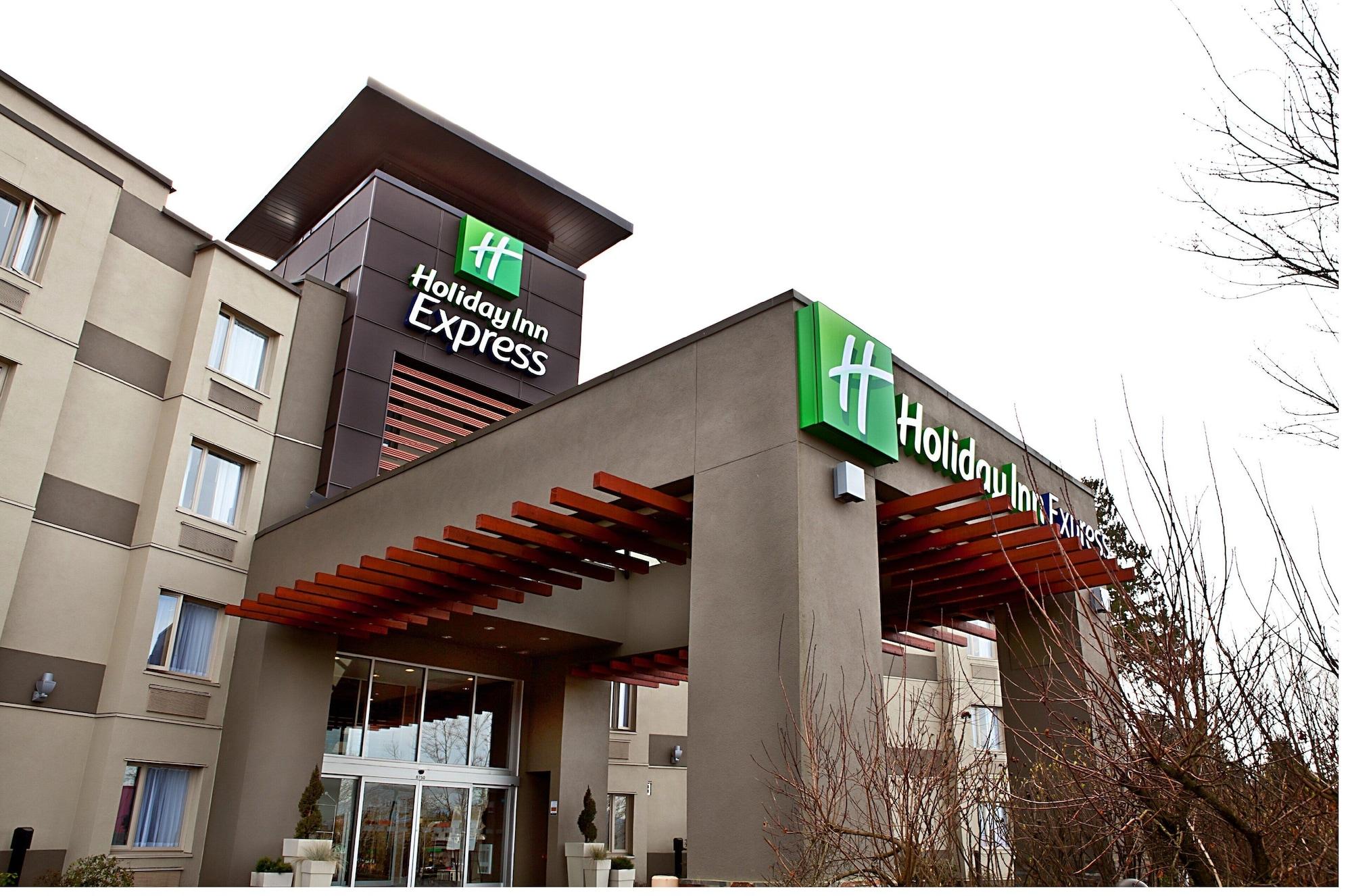 Vista Exterior Holiday Inn Express & Suites Langley by IHG