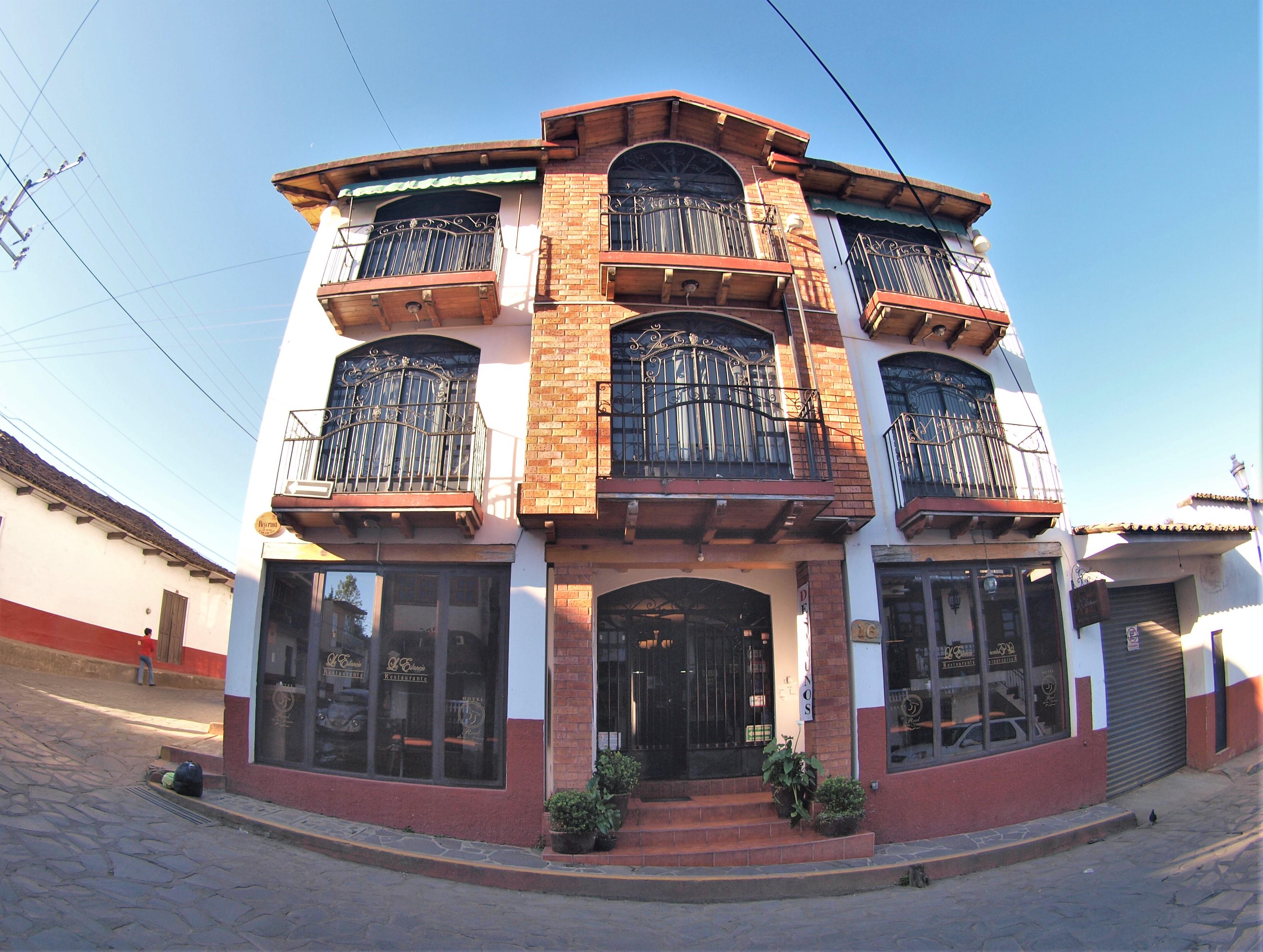 Vista Exterior Hotel Real de la Sierra