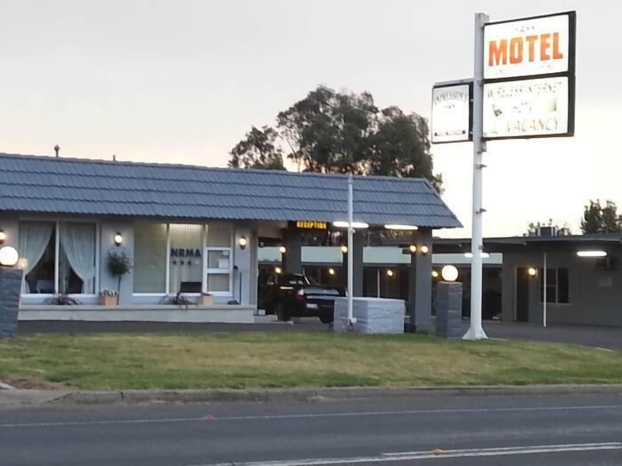 Vista Exterior Yass Motel