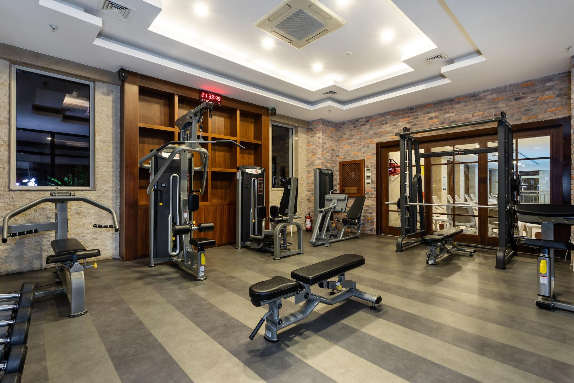 Gimnasio Orange County Belek
