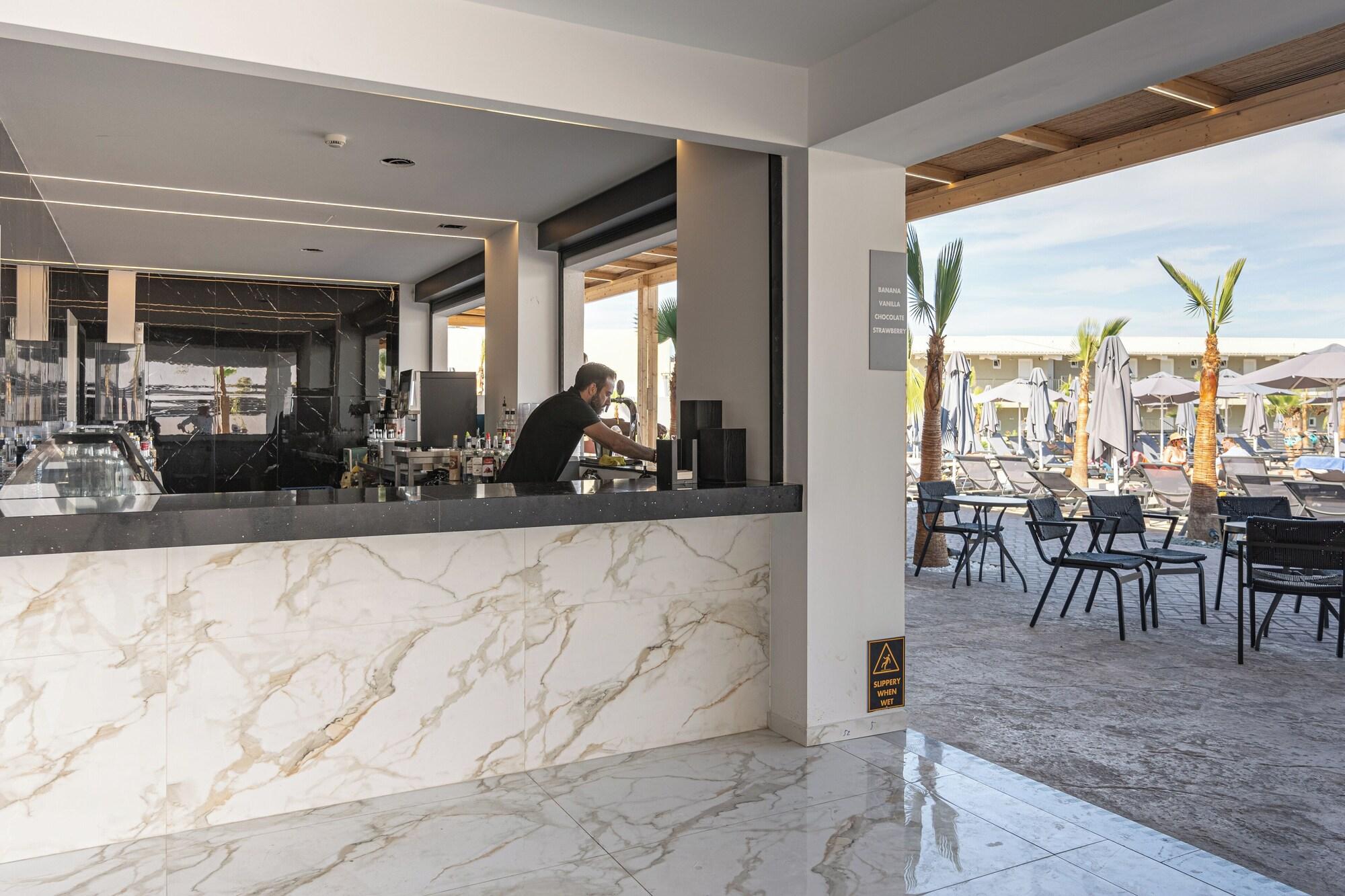 Bar/Salón Caretta Paradise Resort & Waterpark