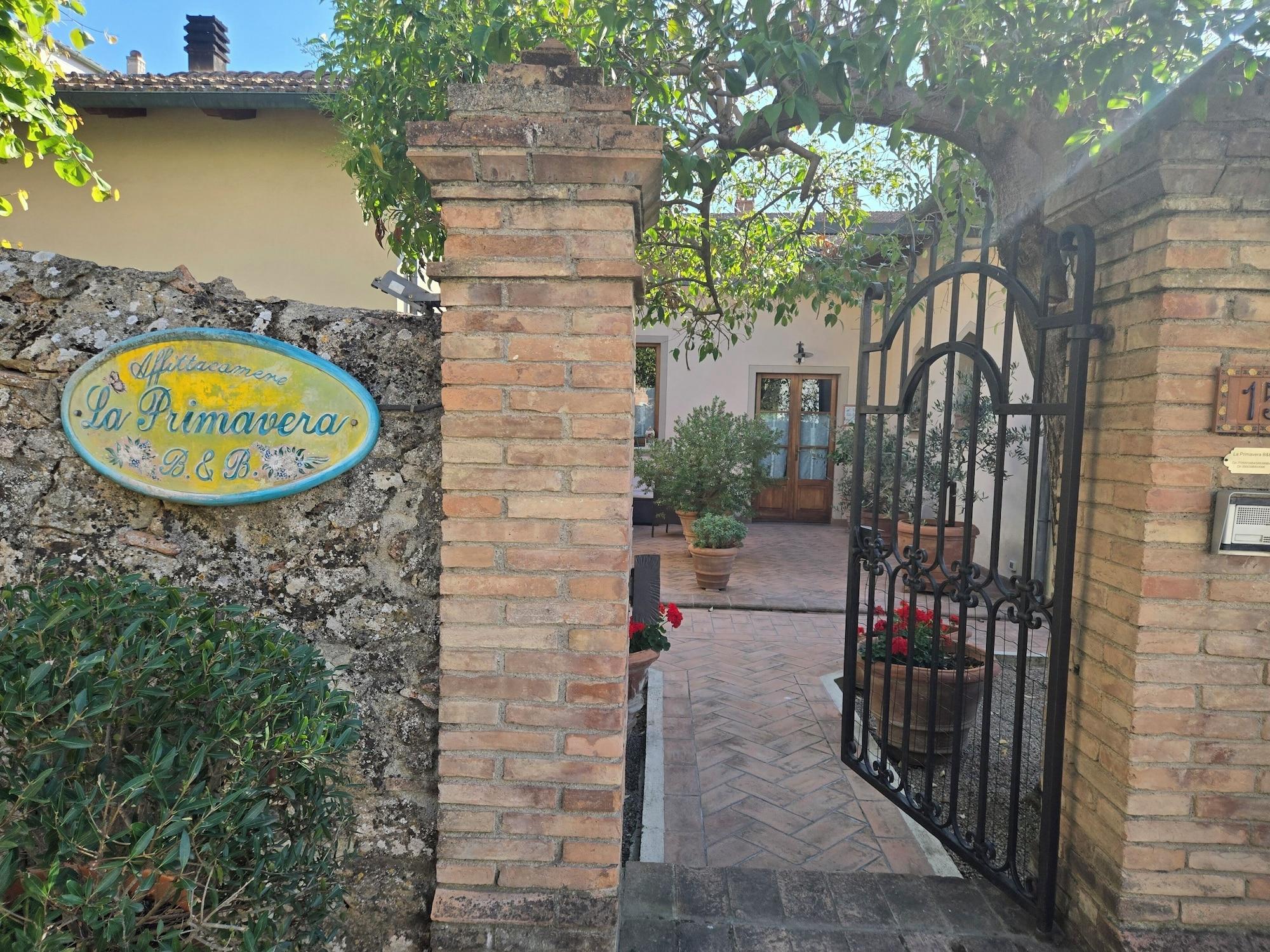 Vista Exterior La Primavera B&B