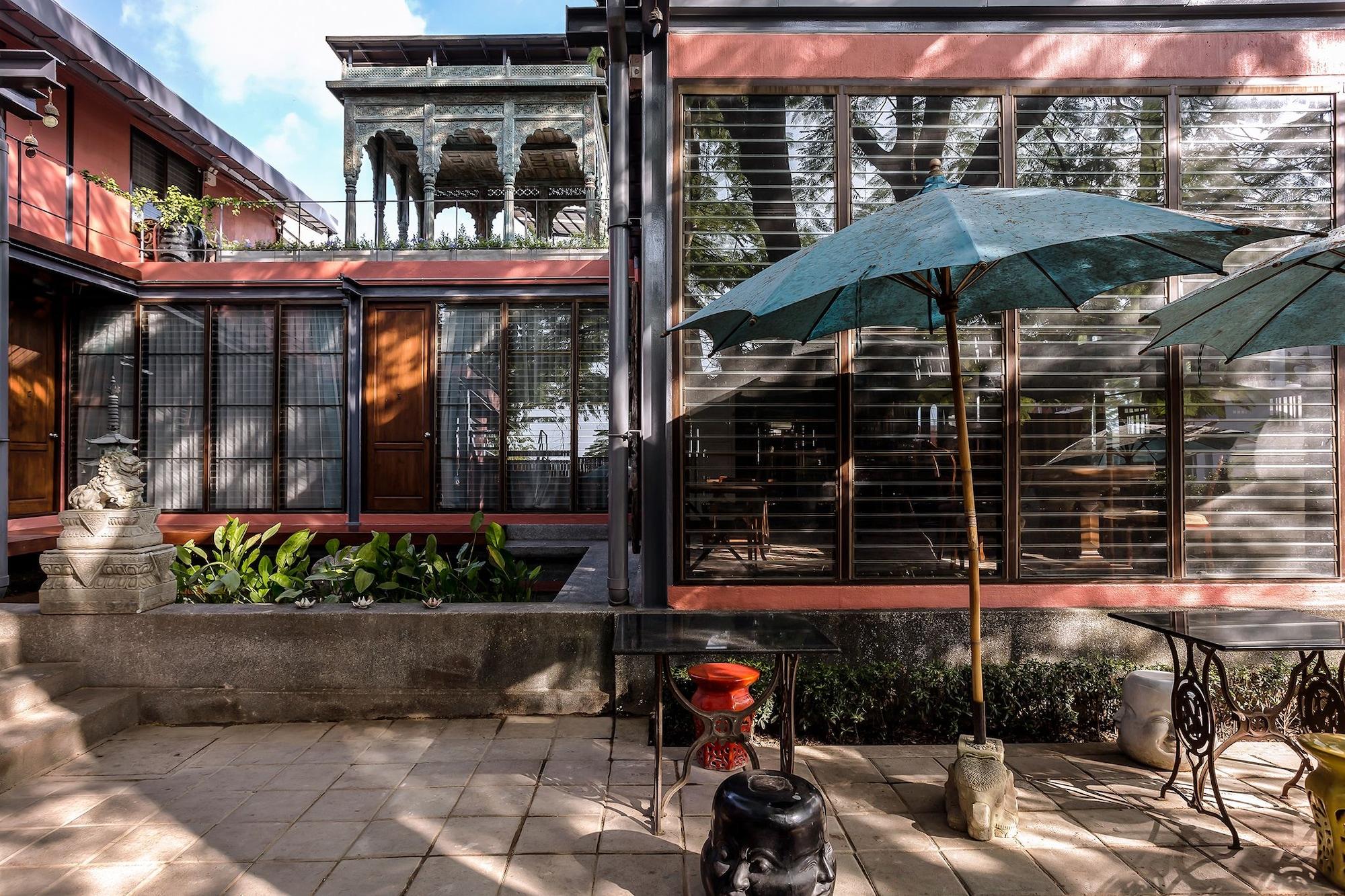 Varios Jaritt Nymmanh