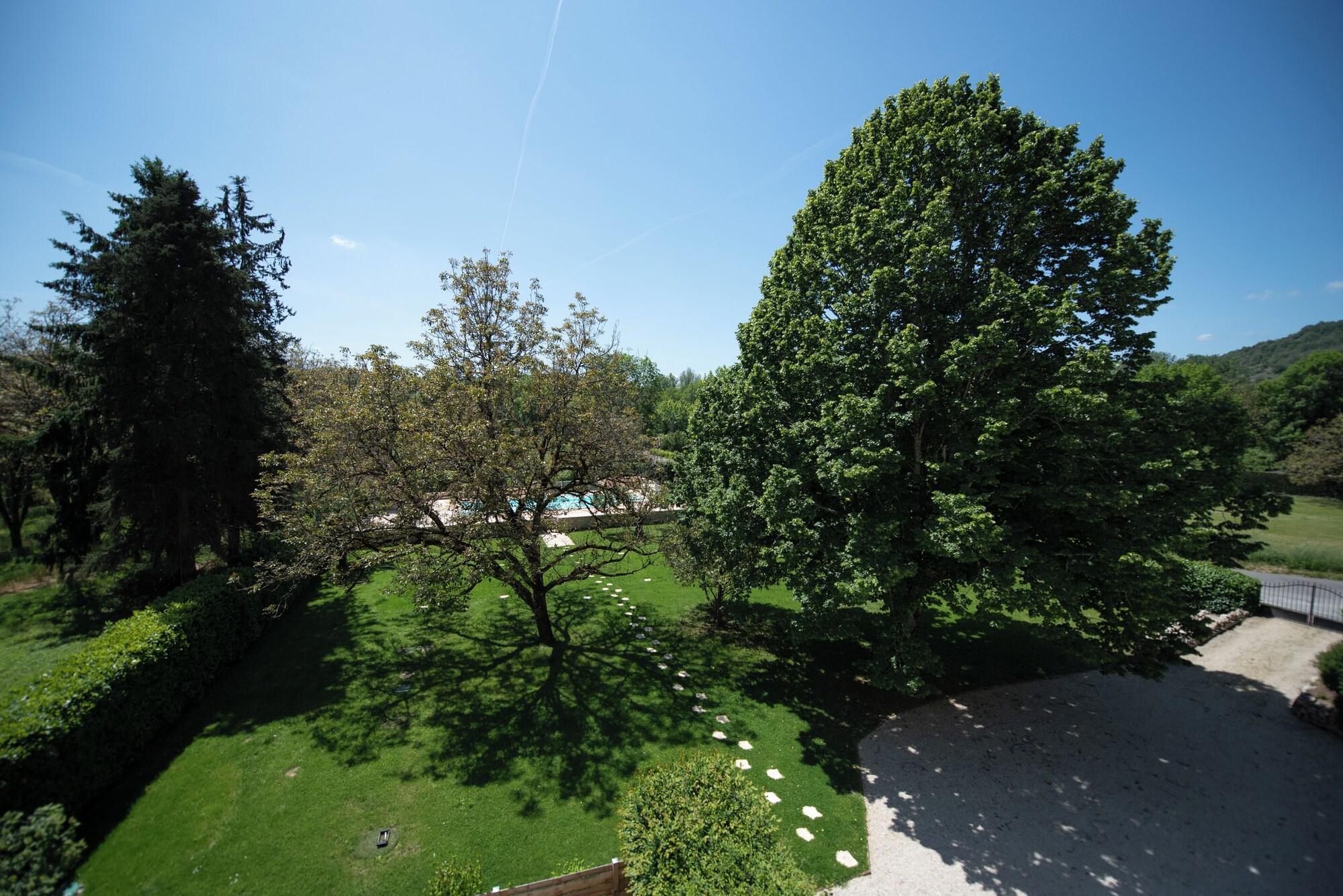 Habitación Logis Hôtel Domaine les Falaises