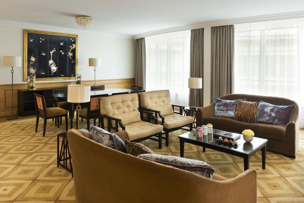 Hotel Paris Marriott Champs Elysees Hotel