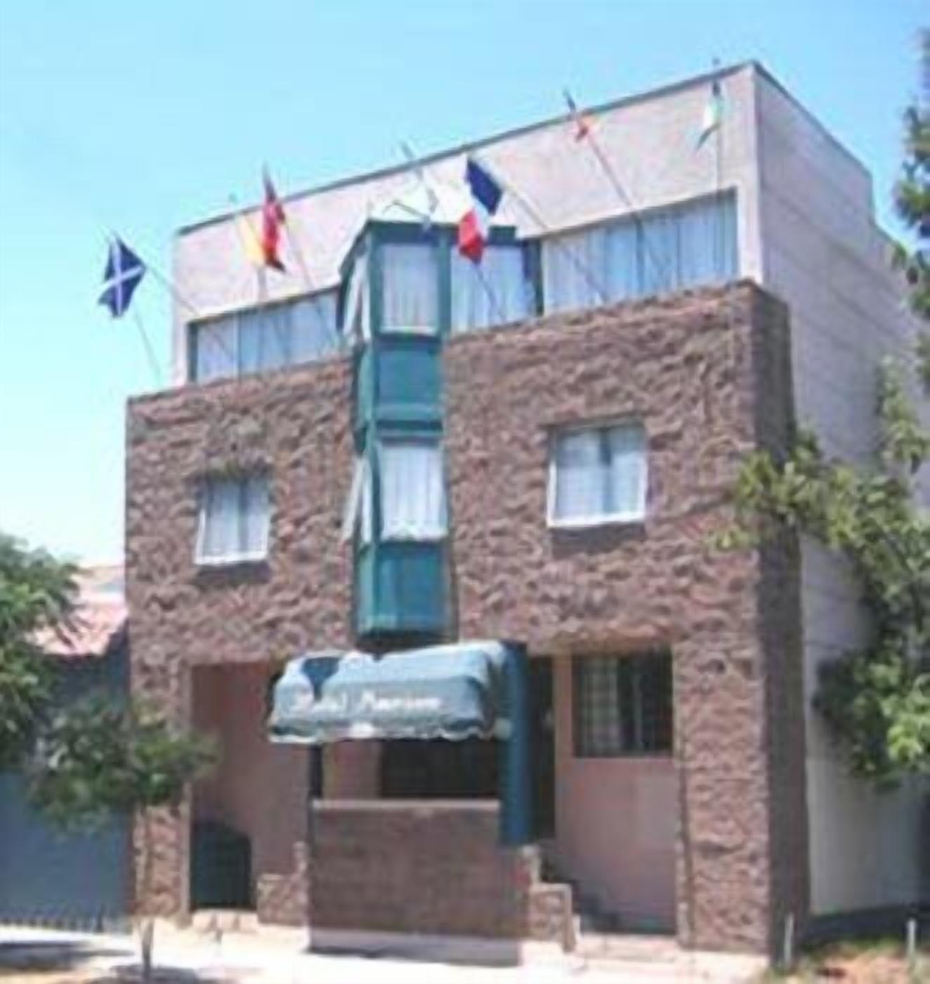 Varios Hostal Americano
