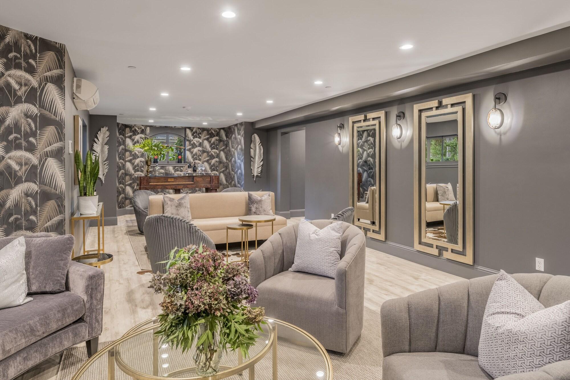 Sala de Reuniones The George Luxury Boutique Inn