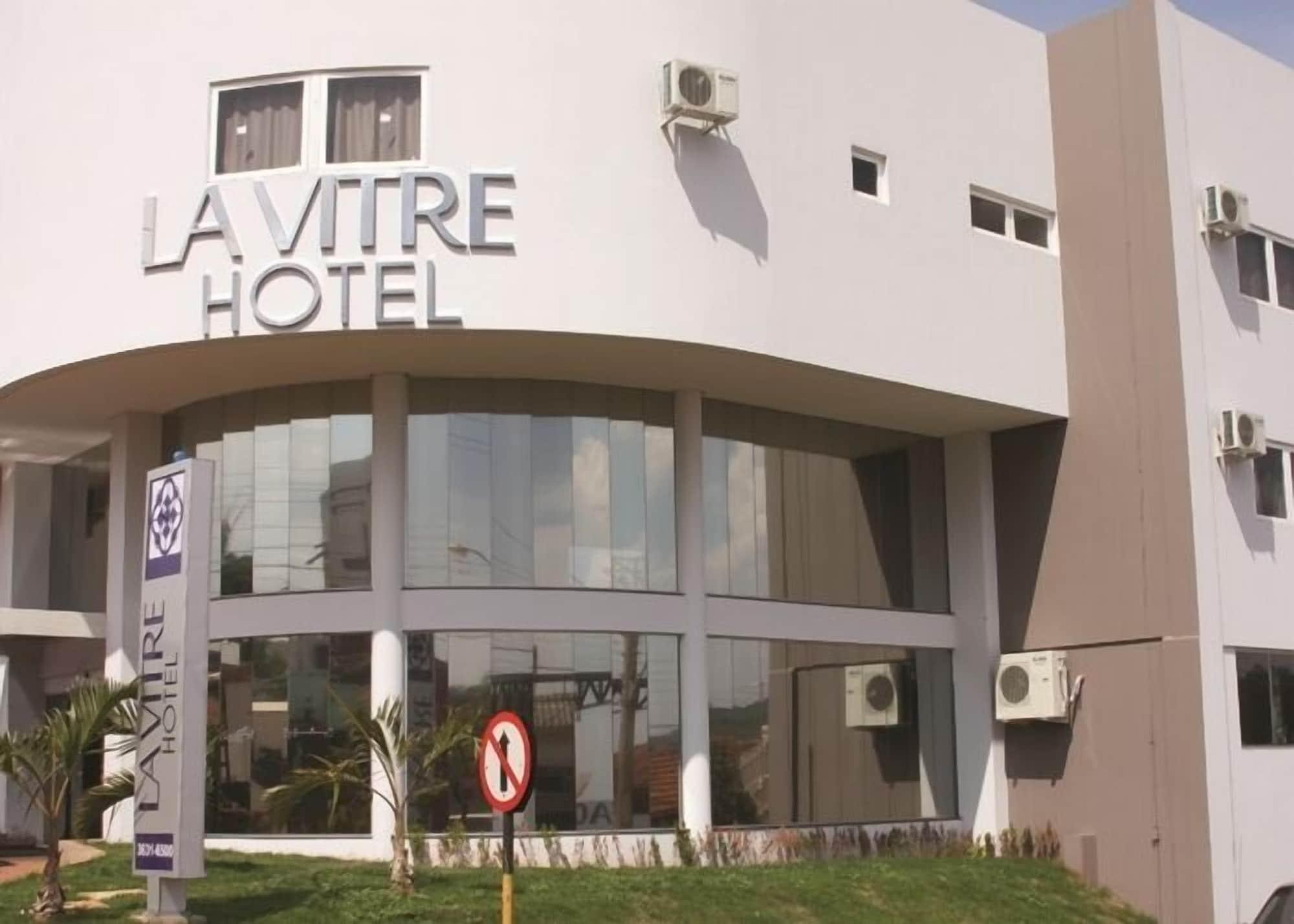 Vista Exterior La Vitre Hotel