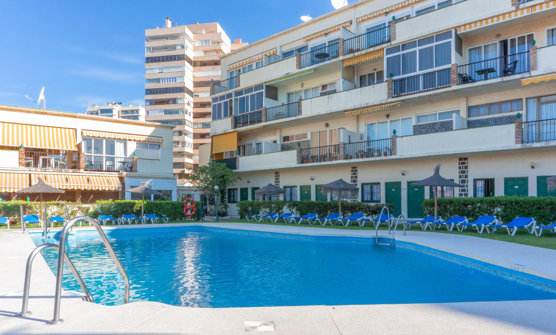 Vista Piscina Hotel Los Jazmines