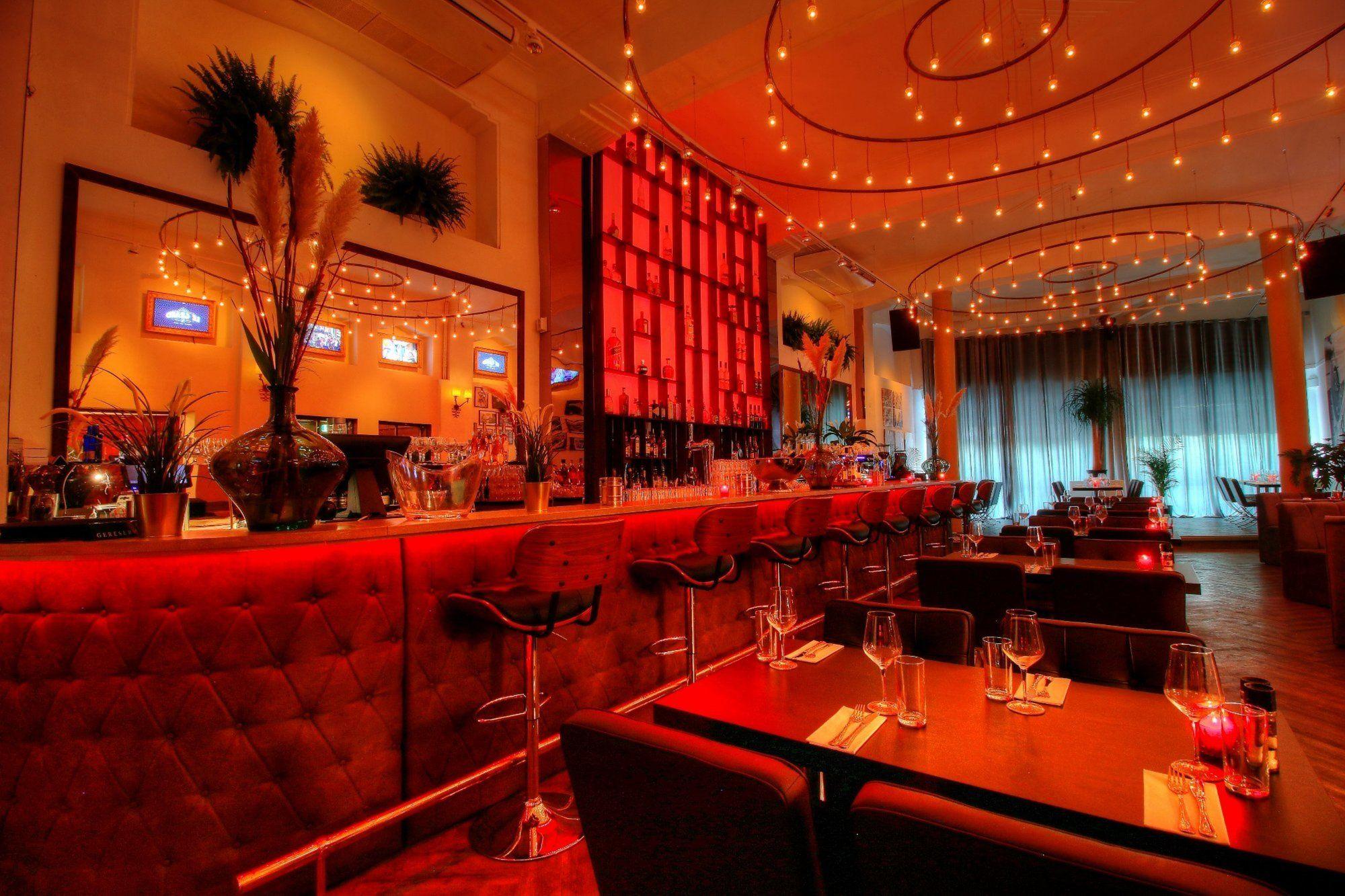 Bar/Salón Grand Hotel Central