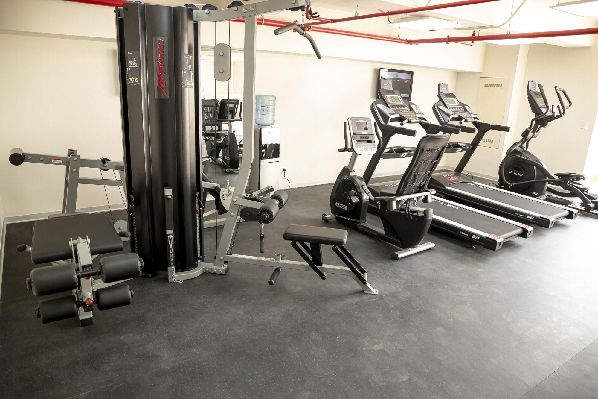 Gimnasio DM Hoteles Tacna