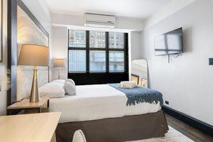 Alquiler Vacacional - Timeless New York Stay —Walk to Broadway, Times Square & More 1-bedroom building