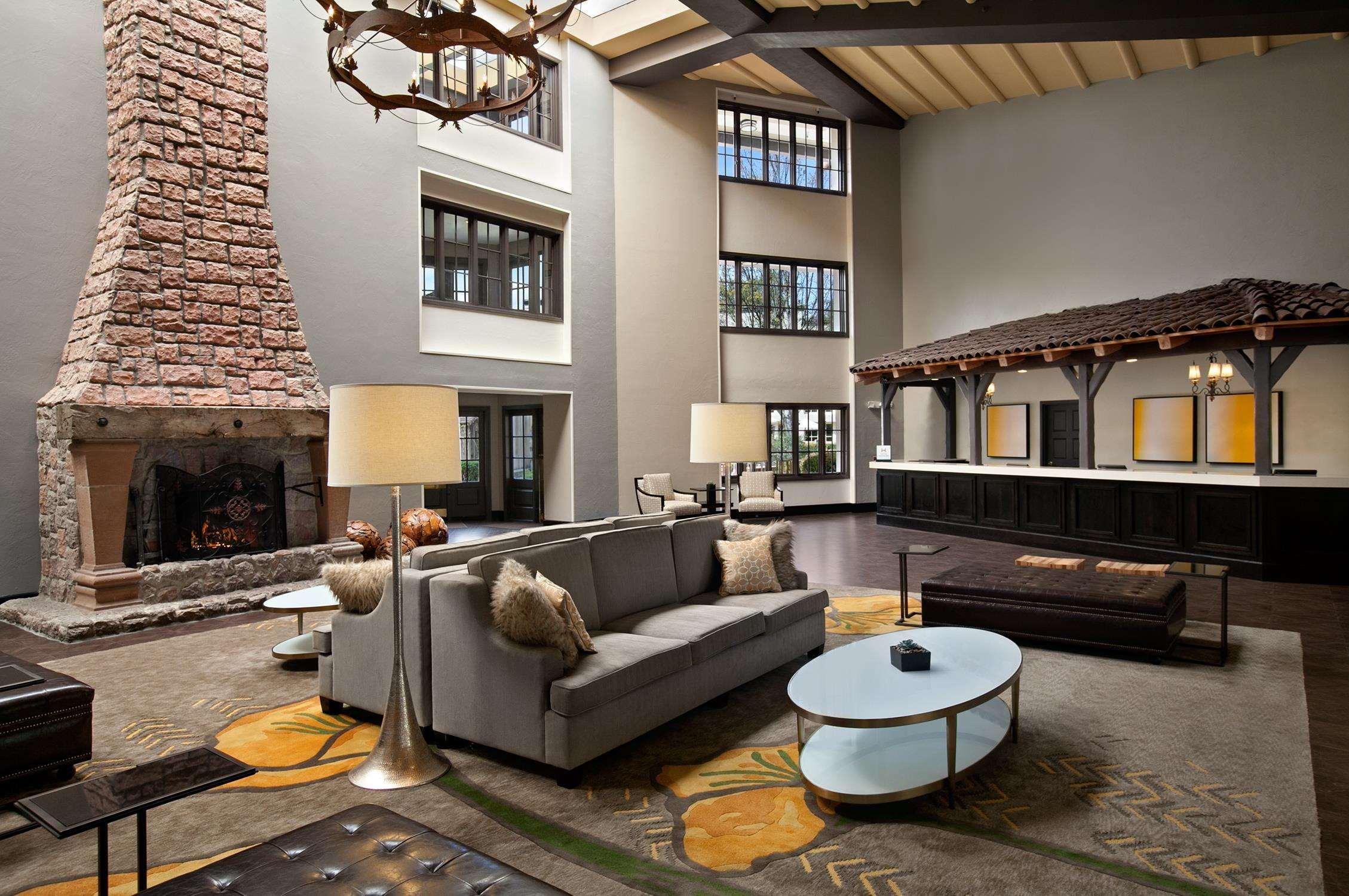 Vista Lobby Embassy Suites by Hilton Napa Valley
