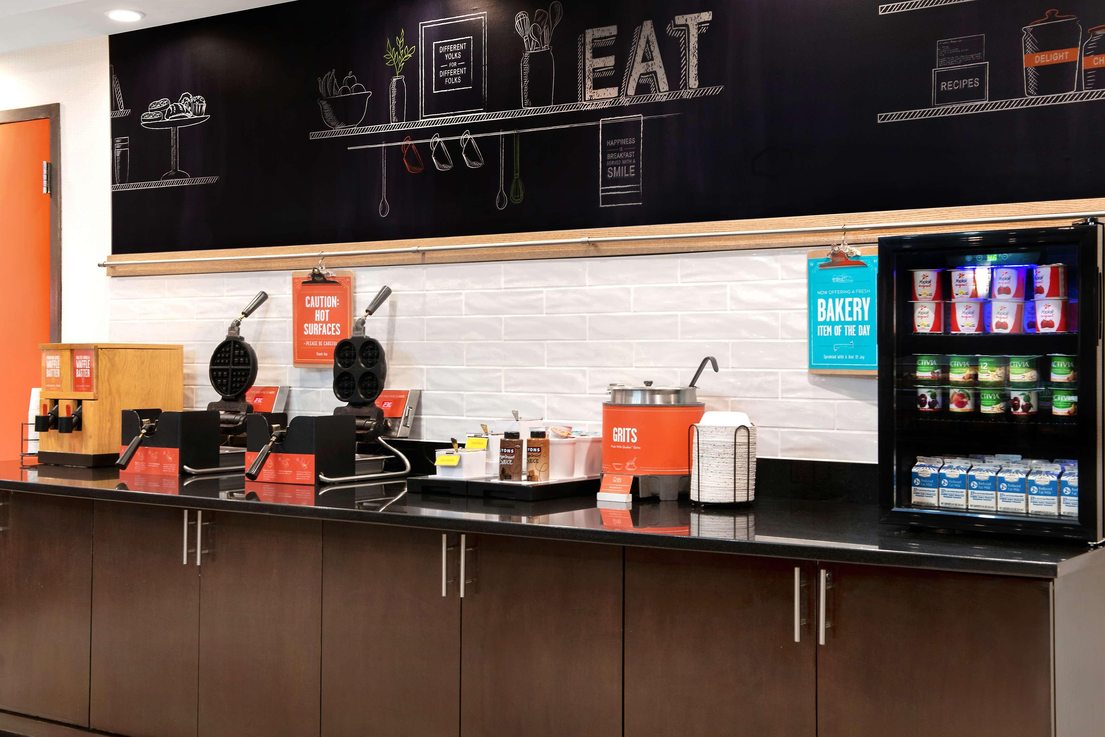 Restaurant Hampton Inn Anderson/ Alliance Business Park