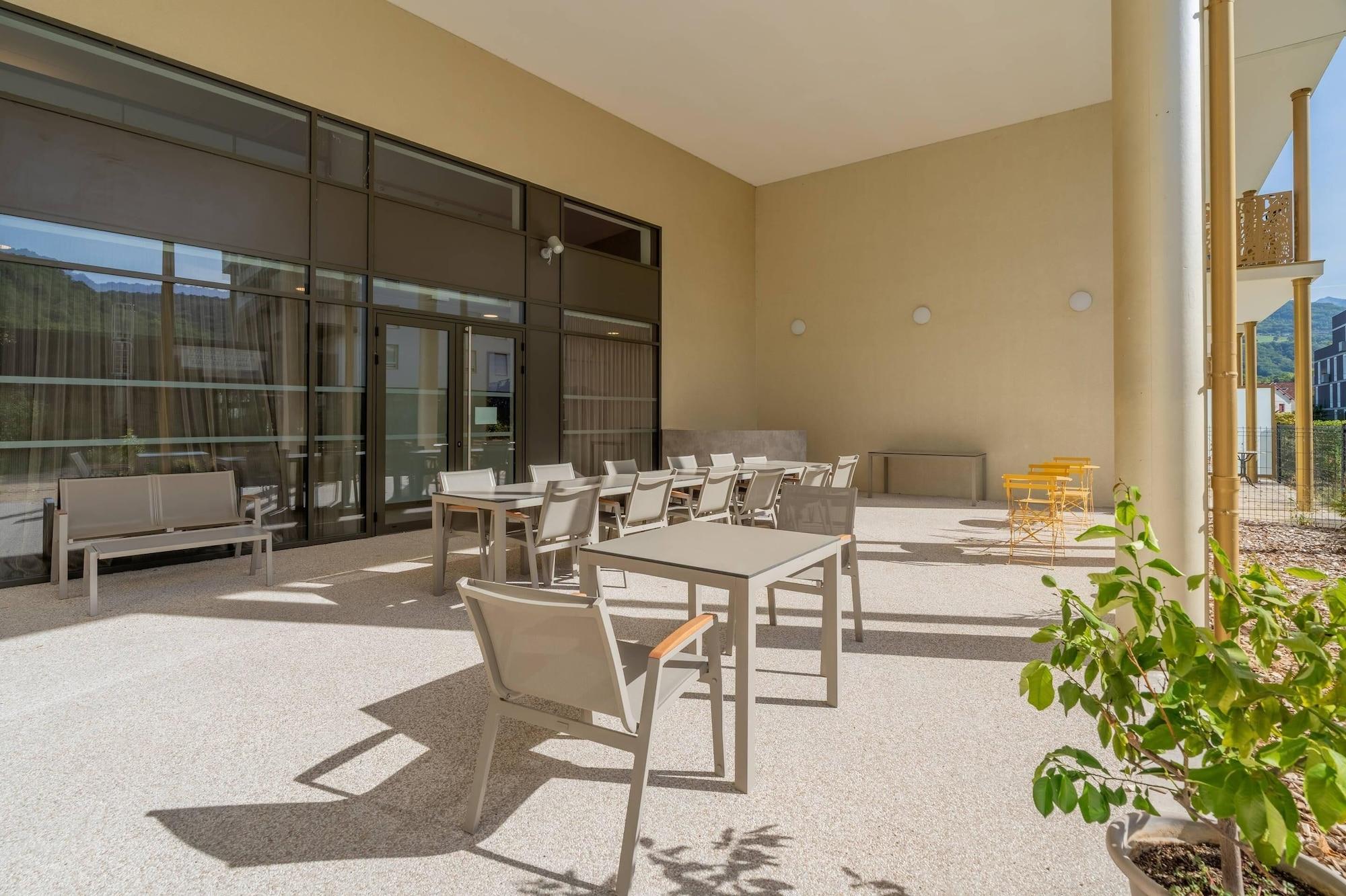 Comodidades del Alojamiento Quality Aparthotel Grenoble Sud