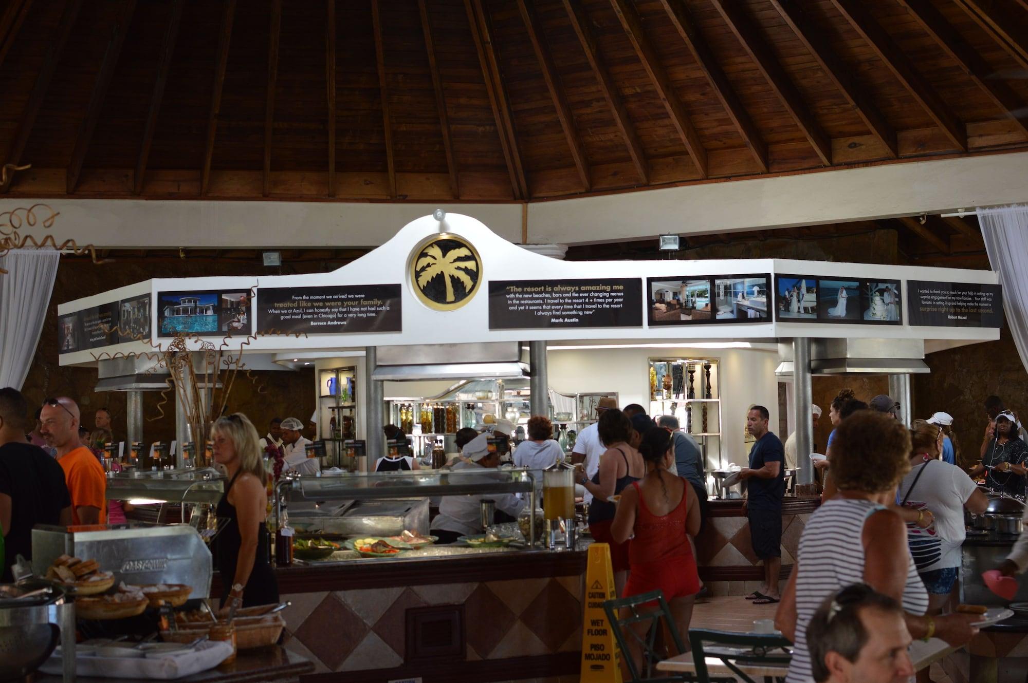 Restaurant Lifestyle Royal Suites