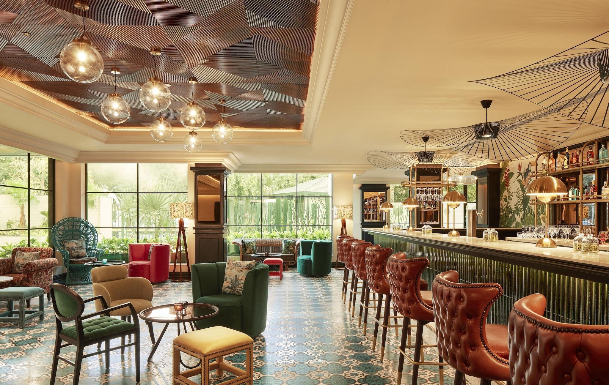 Bar/Salón The Connaught, New Delhi - IHCL SeleQtions