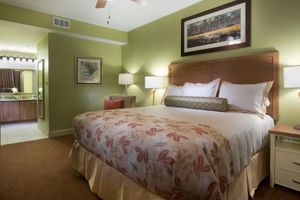 Alquiler Vacacional - Beautiful Hilton Head Property 5 min walk to beach, sports package June 12-19.