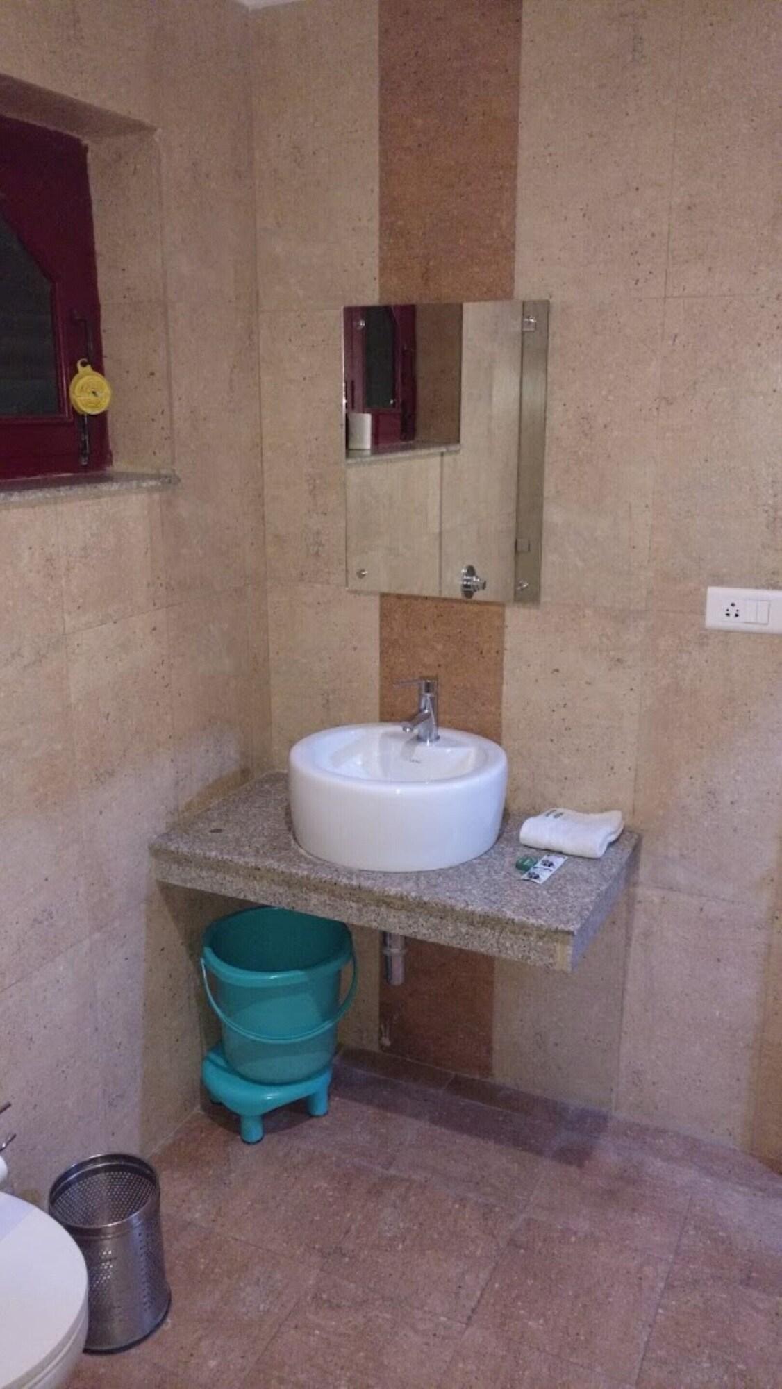 Equipamiento de Habitación Goroomgo Balaji Home Stay Himachal Pradesh