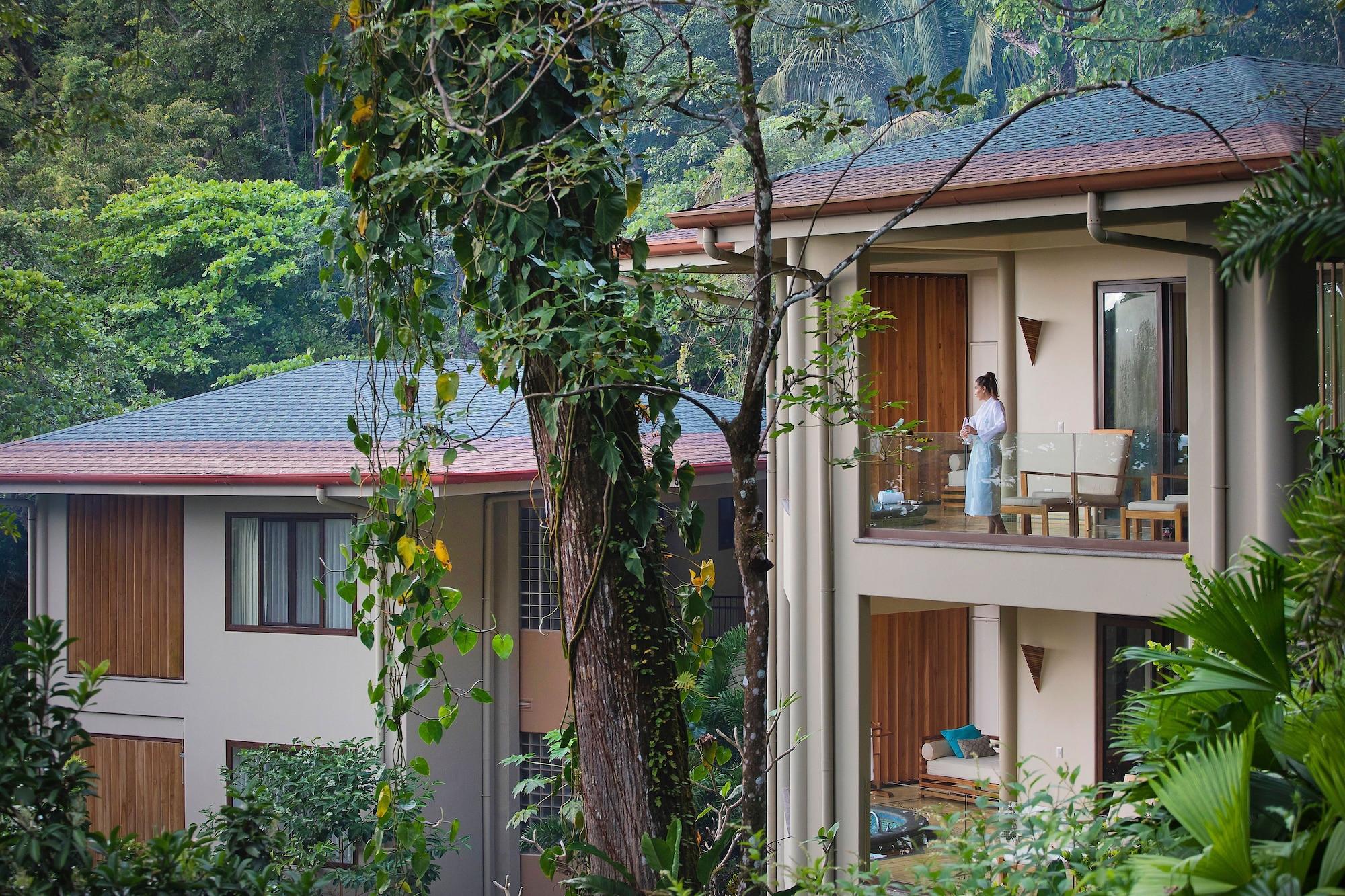 Vista Exterior Arenas Del Mar Beachfront & Rainforest Member of the Cayuga Collection