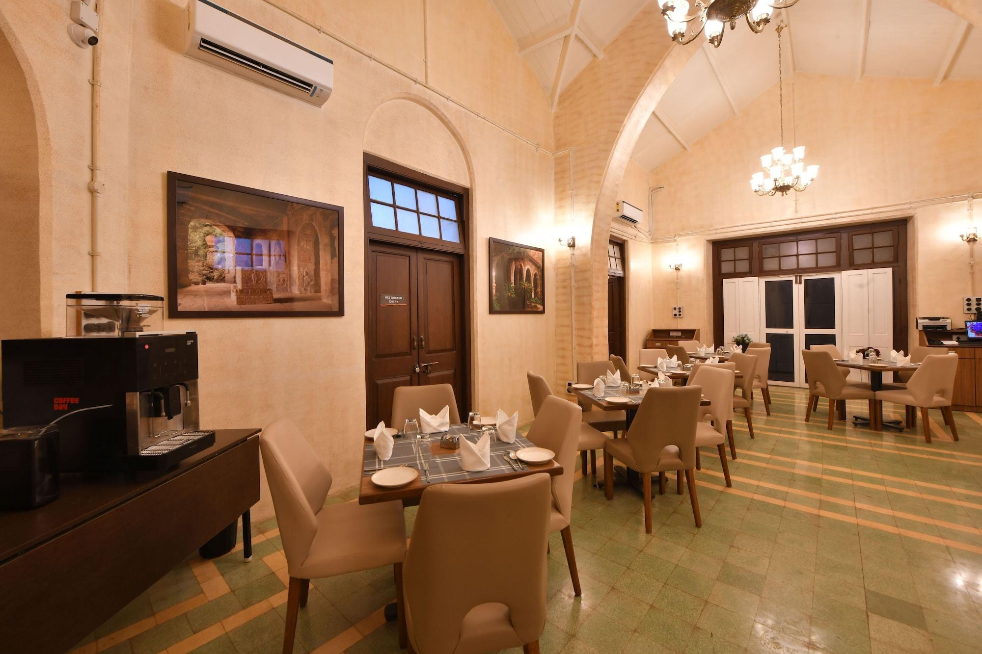 Restaurant Arova Woods Zinc Journey by The Fern