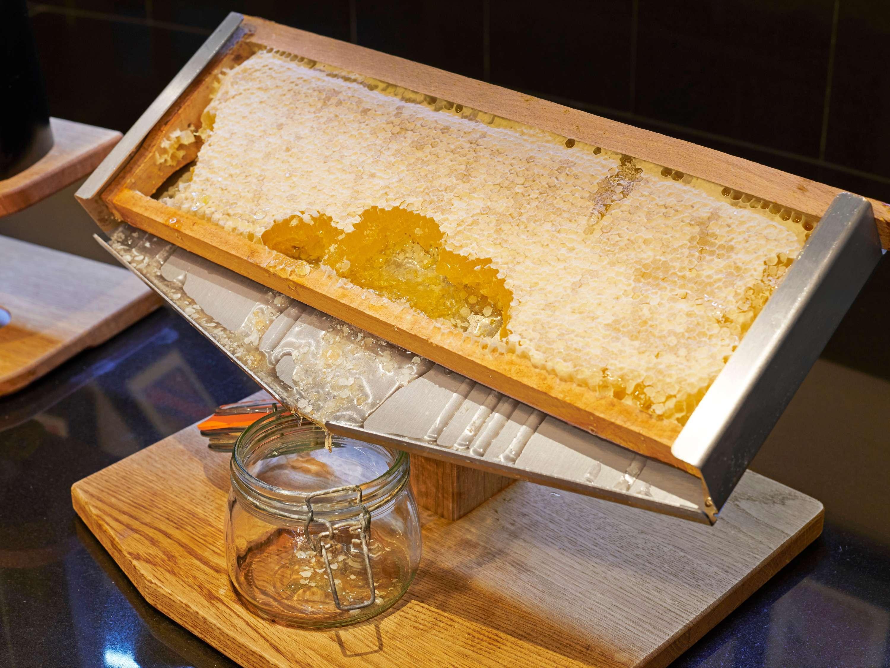 Restaurant Novotel London West