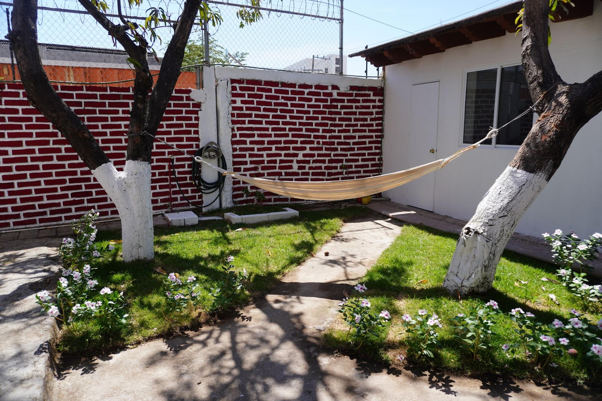 Vista Exterior Hostal Mardan Puerto Vallarta Aeropuerto