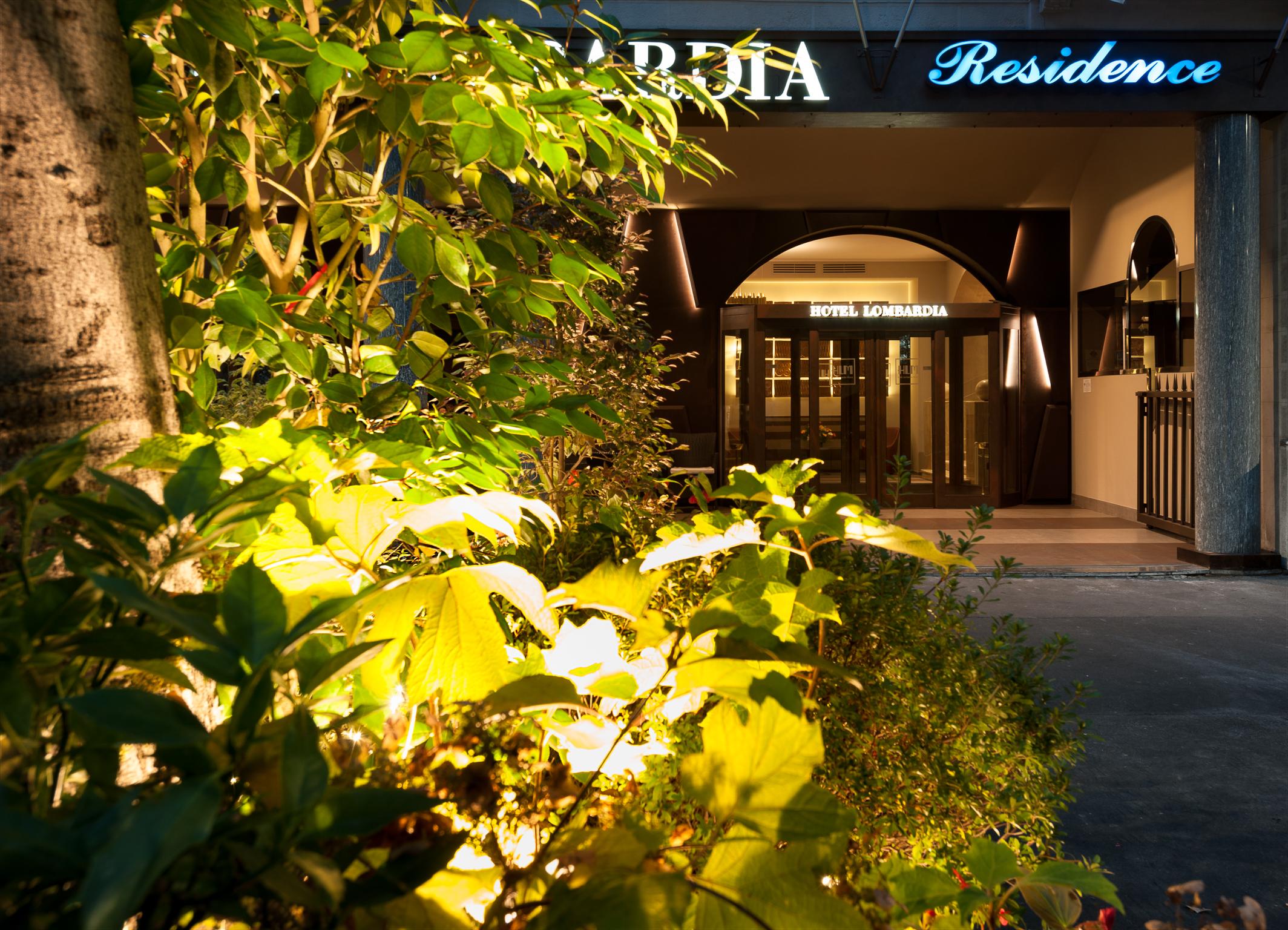 Vista Exterior Hotel Lombardia