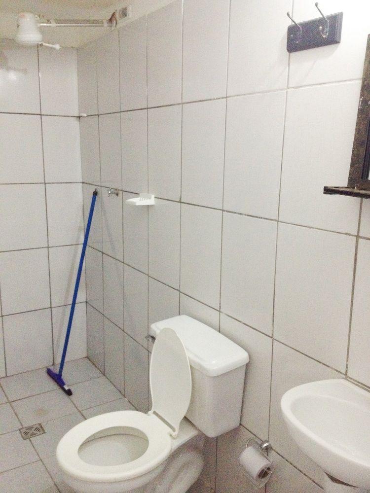 Equipamiento de Habitación Hostal Azteca Bolivia
