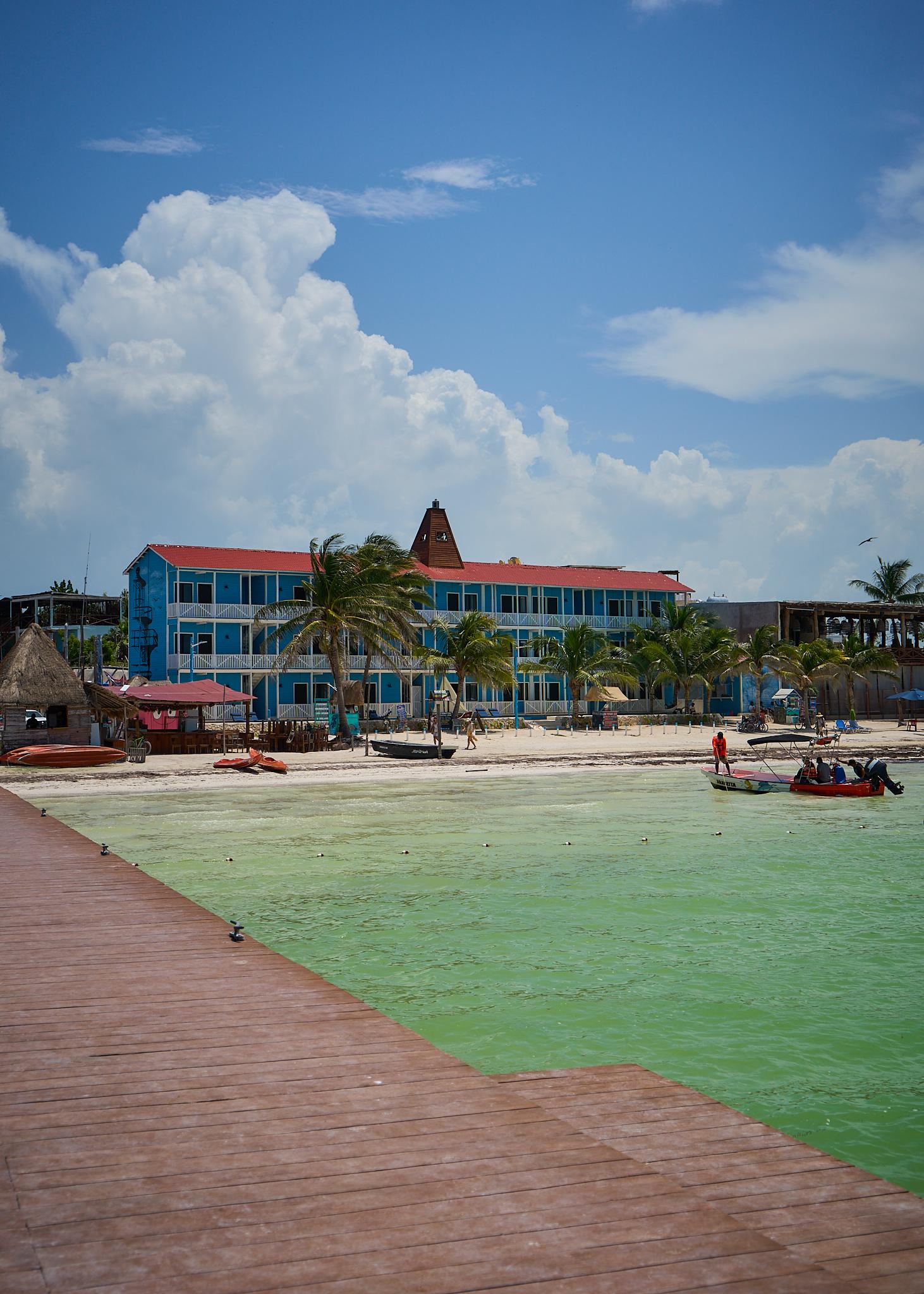 Vista al mar El Faro Beach Front by ÓOL Hotels
