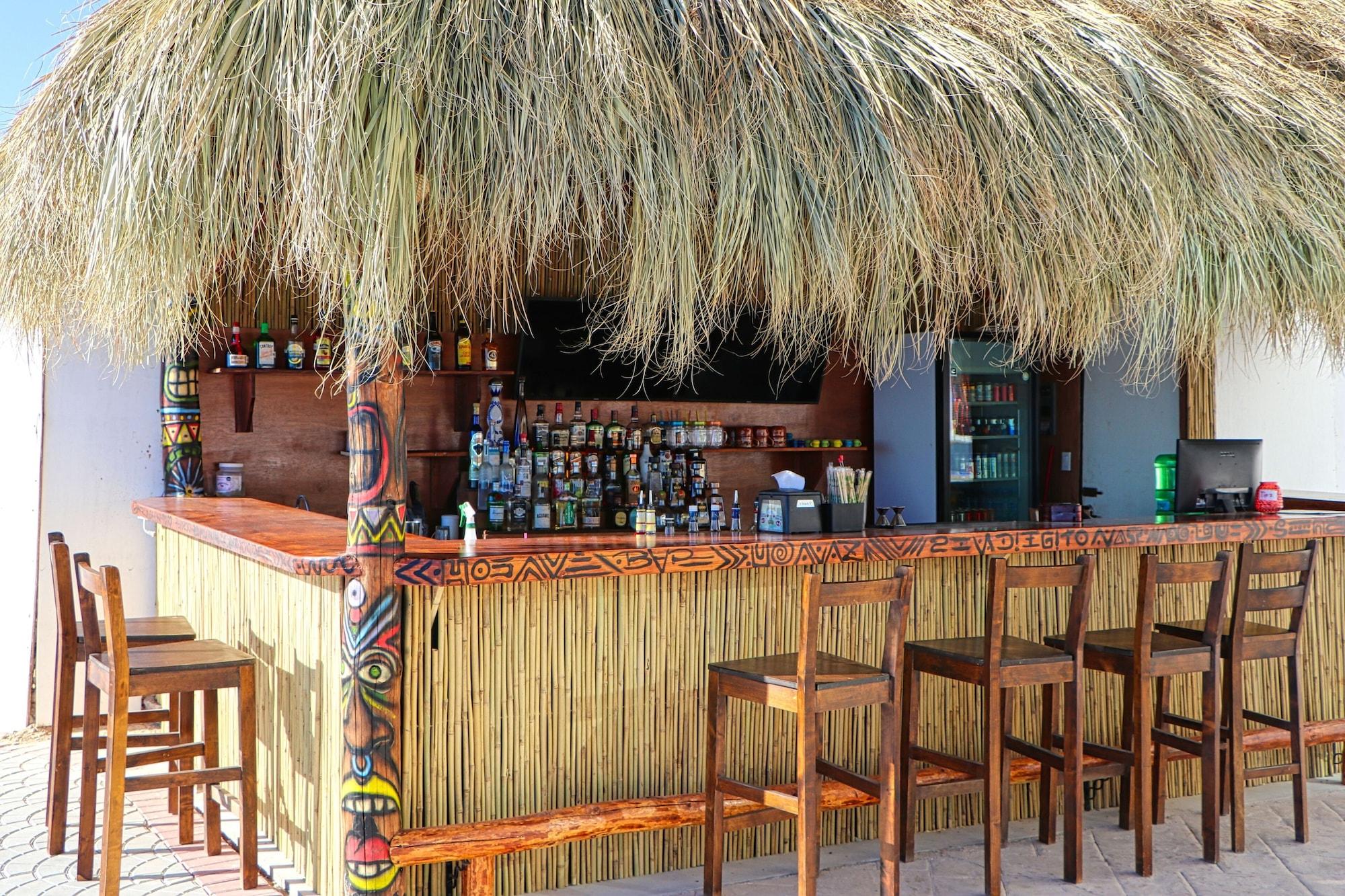 Bar/Salón Hotel Esmeralda Beach Resort