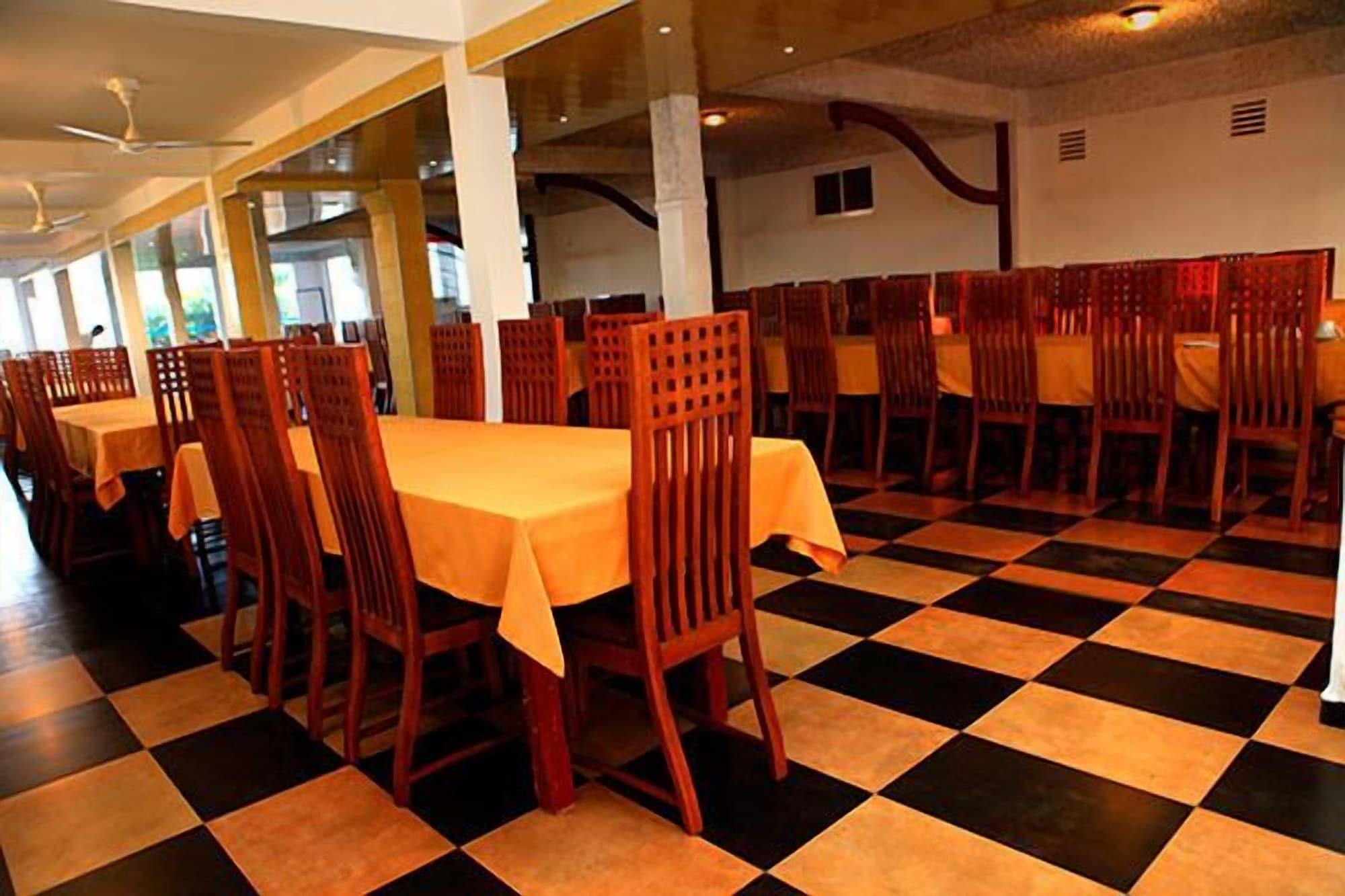 Restaurant Roy Villa Beach Hotel