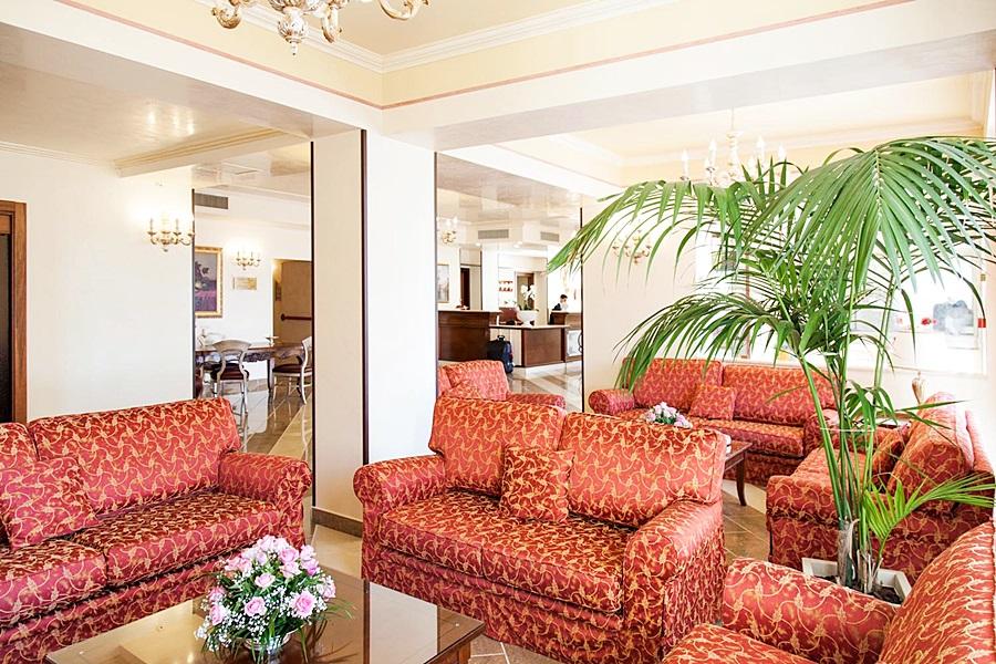 Vista Lobby Diamond Naxos Taormina