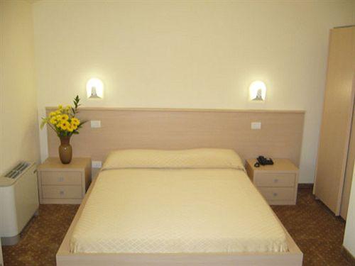 Habitación Hotel Mirandola