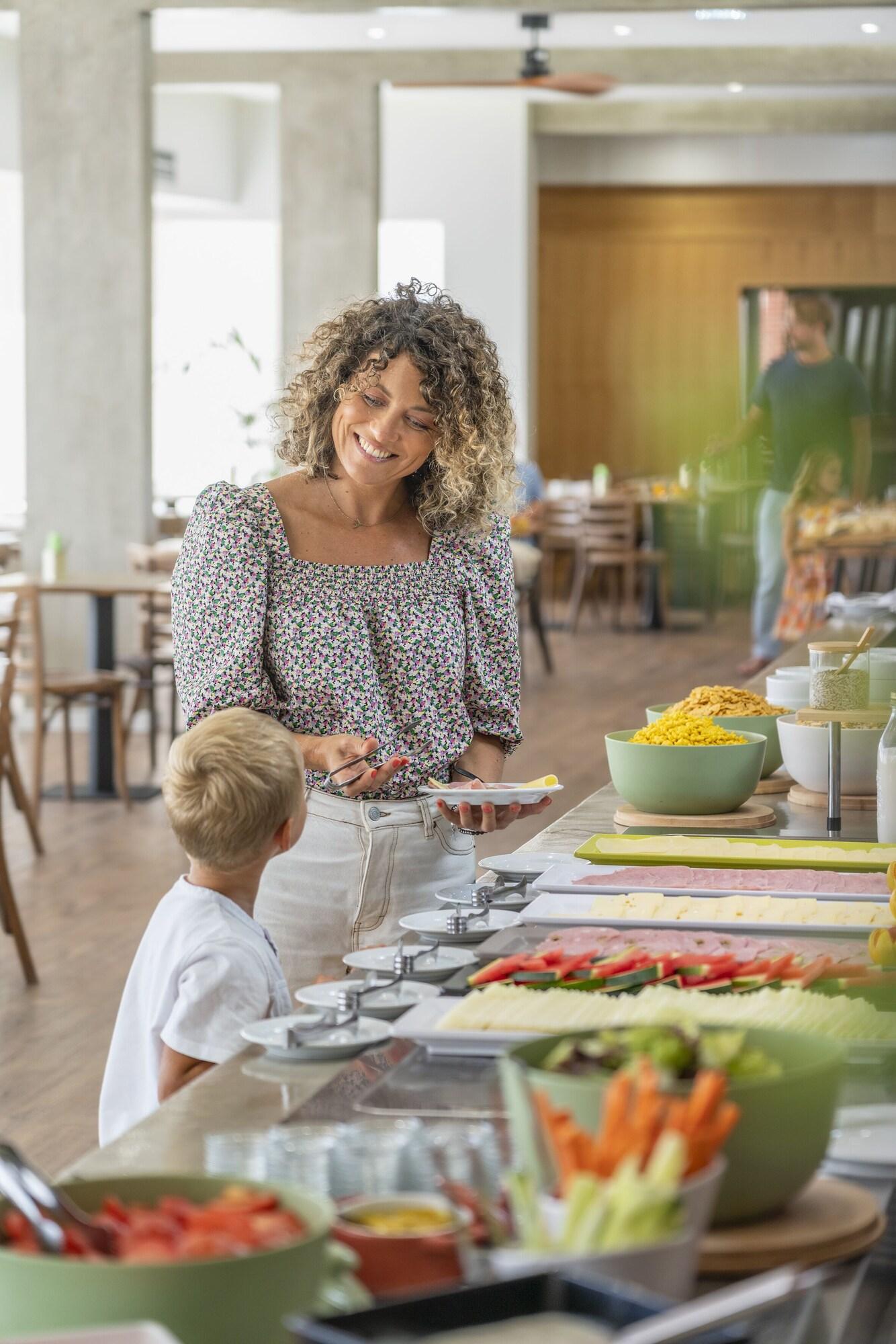 Restaurant Dorisol Buganvilia Studio Hotel