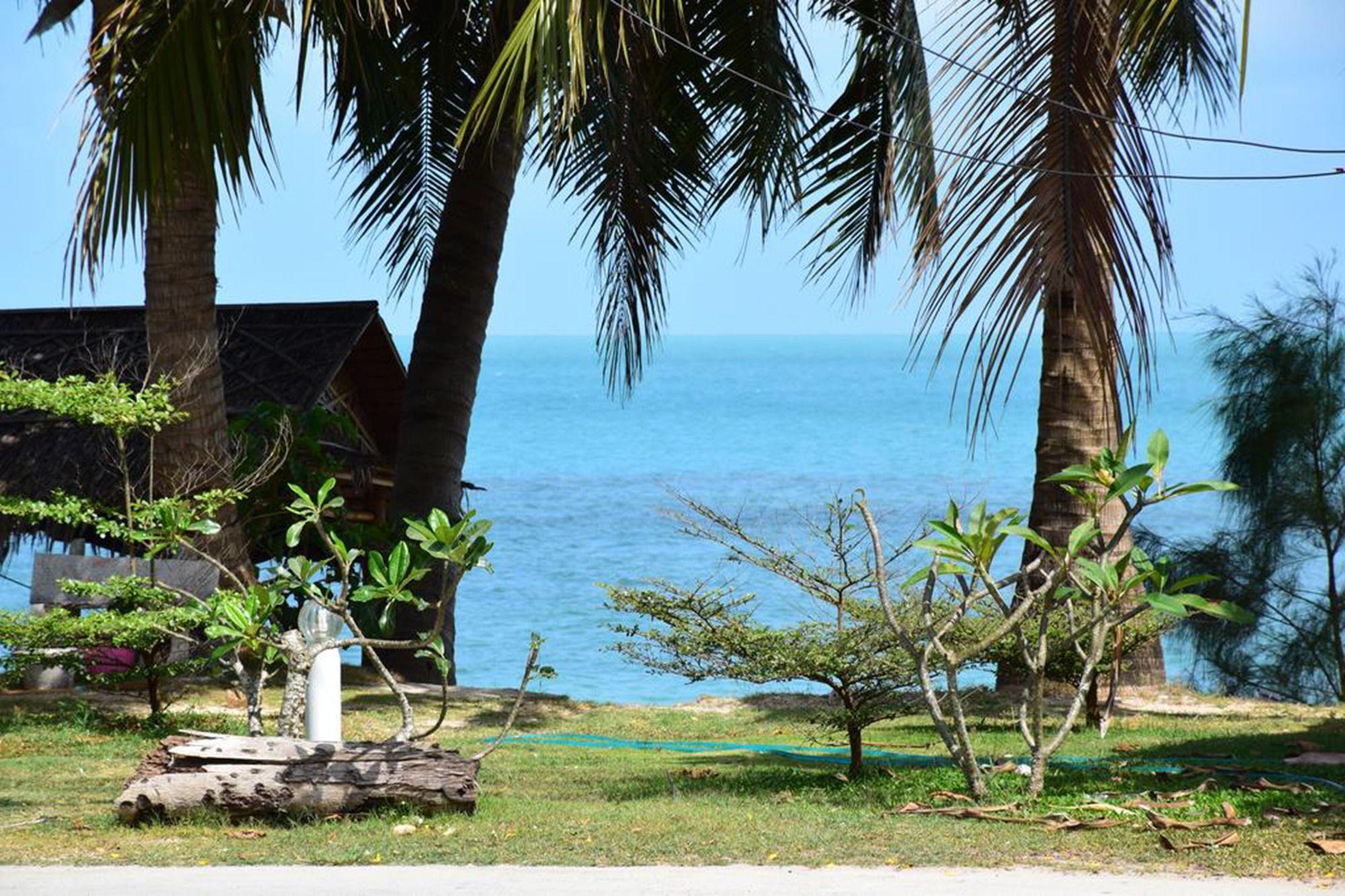 Playa Bang Po Resort