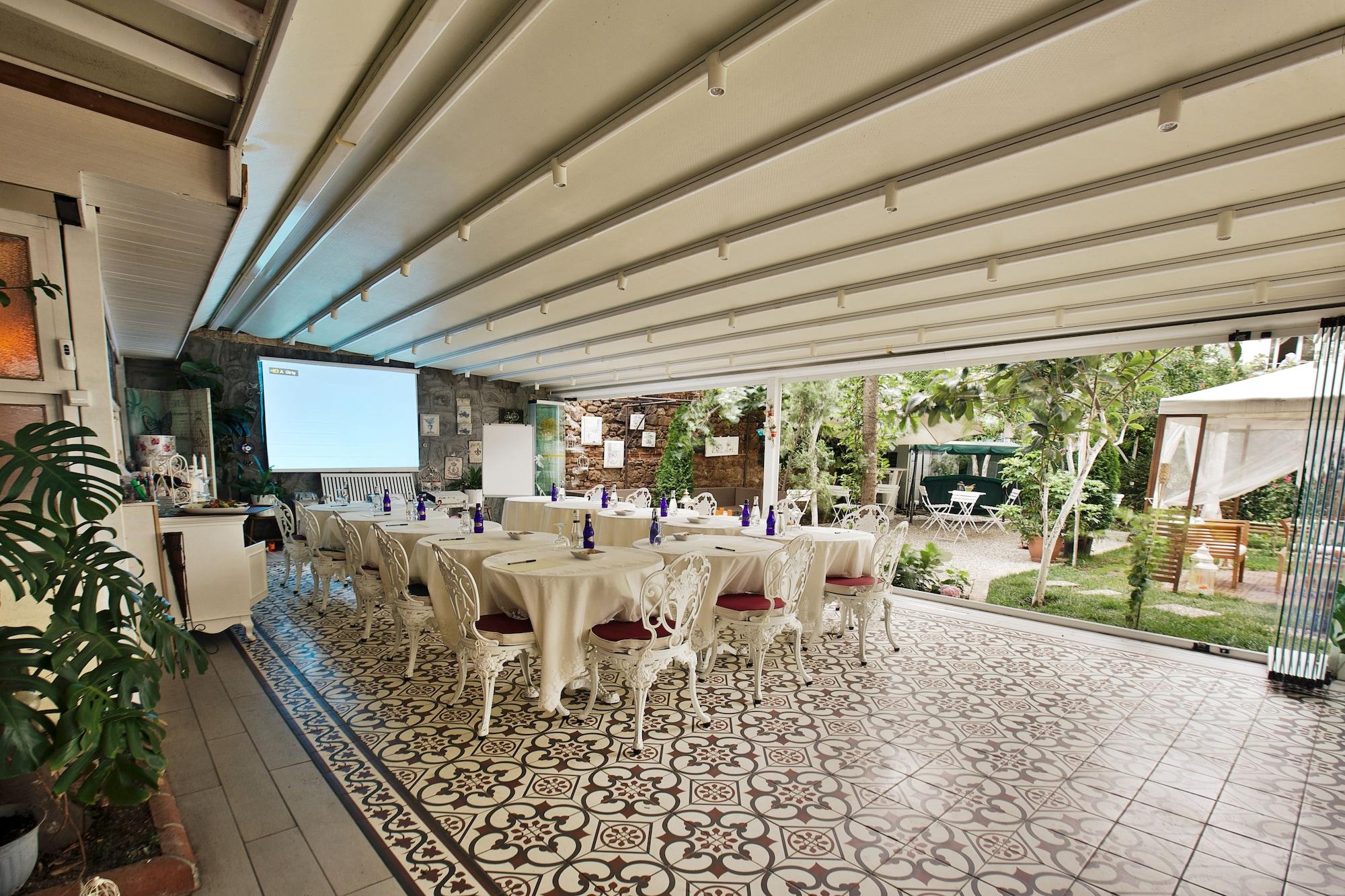 Sala de Reuniones Ada Palas Buyukada