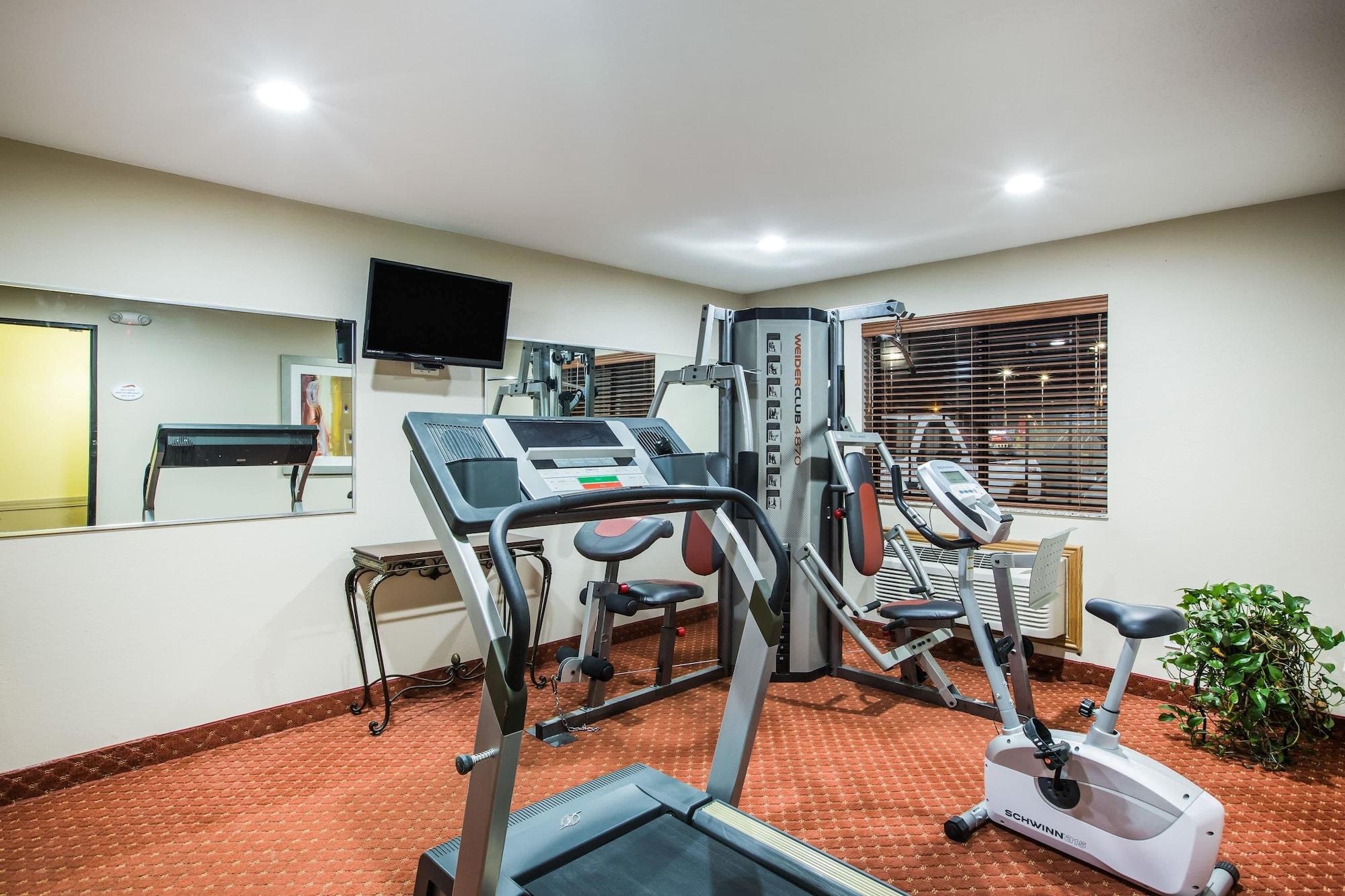 Gimnasio Baymont by Wyndham Cedar Rapids