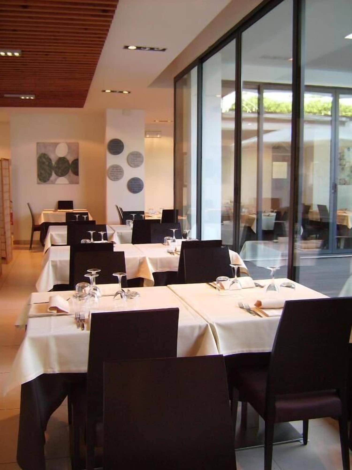 Sala de Reuniones HOTEL GARDEN