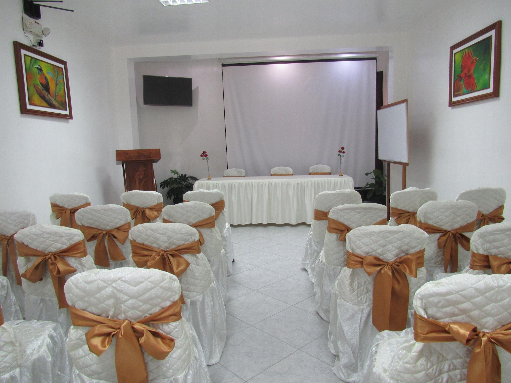 Sala de Reuniones Alojamiento El Cardenal