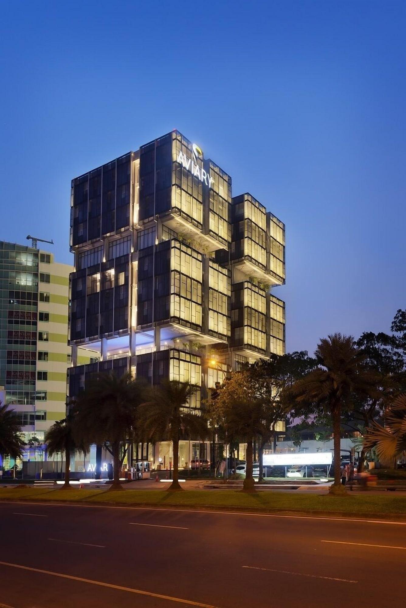 Vista Exterior Aviary Bintaro