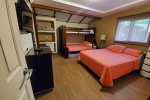 Alquiler Vacacional - Cabana de verano ,piscina ,lago y playa <br><br>