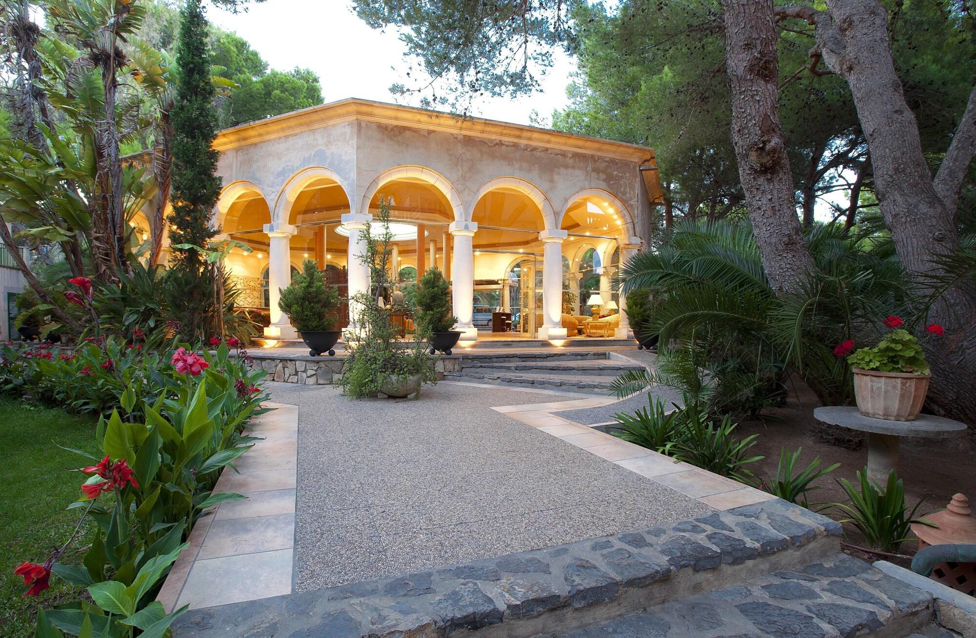 Vista Exterior Lago Garden Hotel & Spa