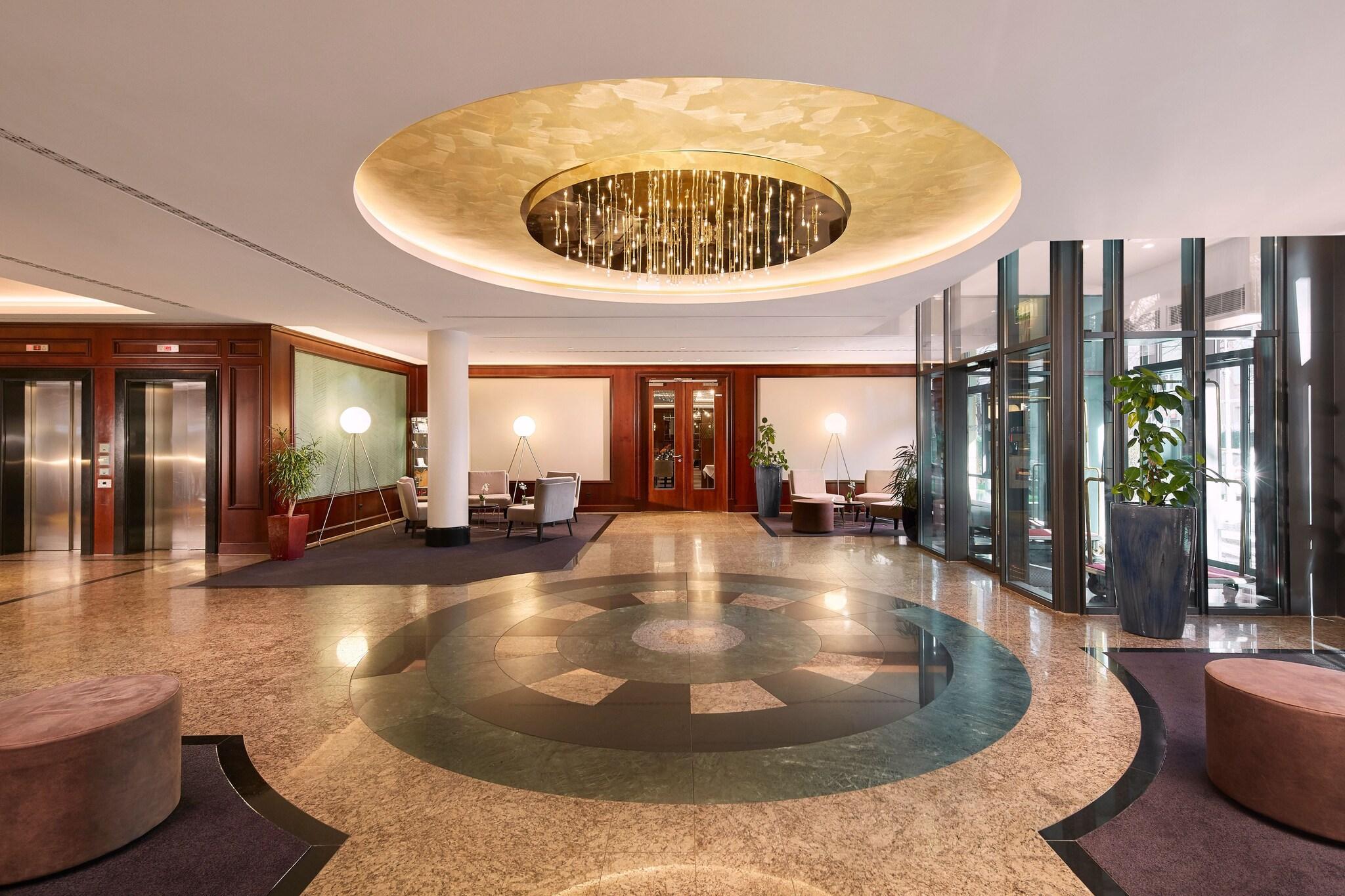 Vista Lobby HYPERION Hotel Berlin