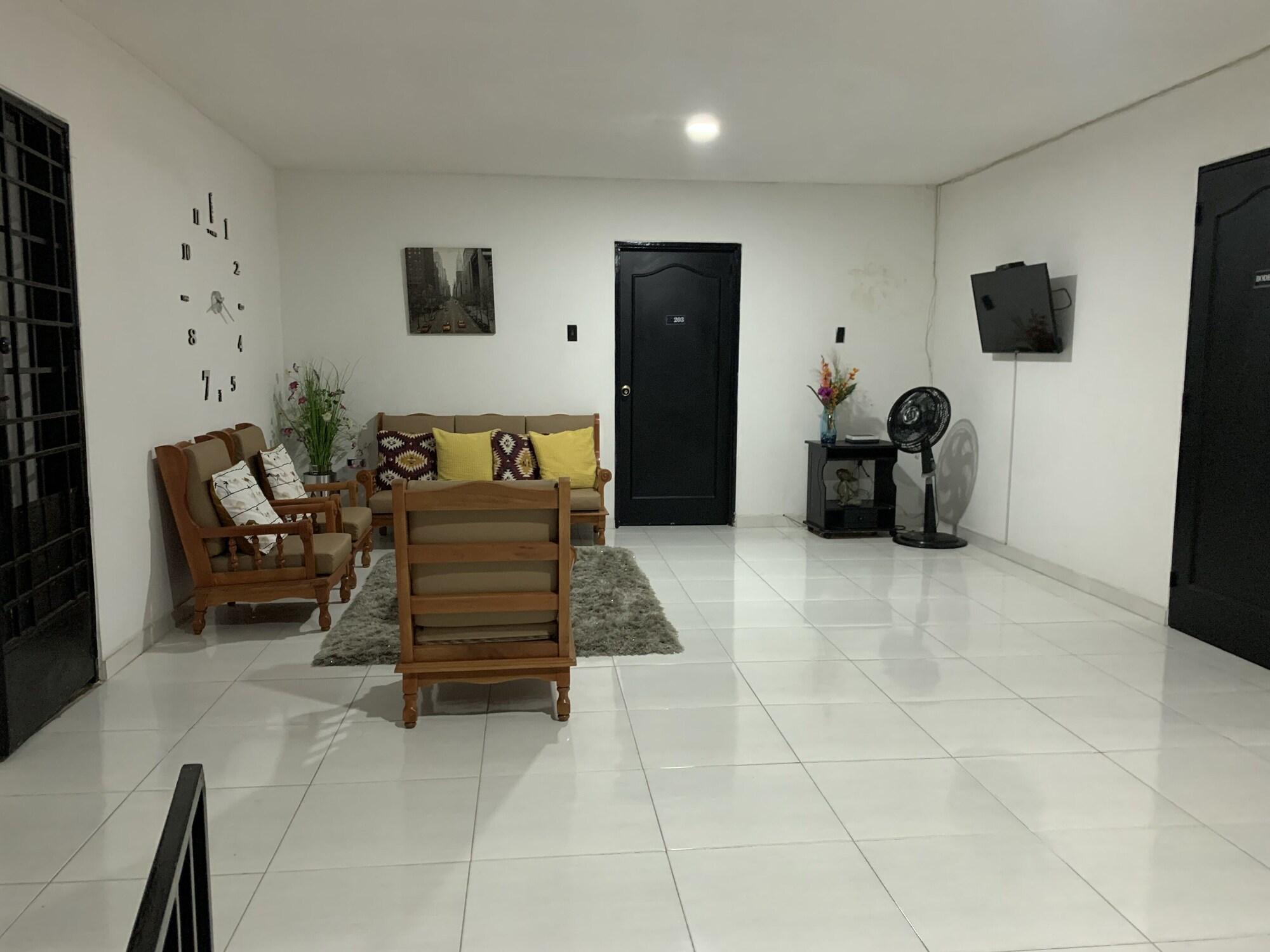 Comodidades del Alojamiento HOSTAL RINCON DE GRANADA
