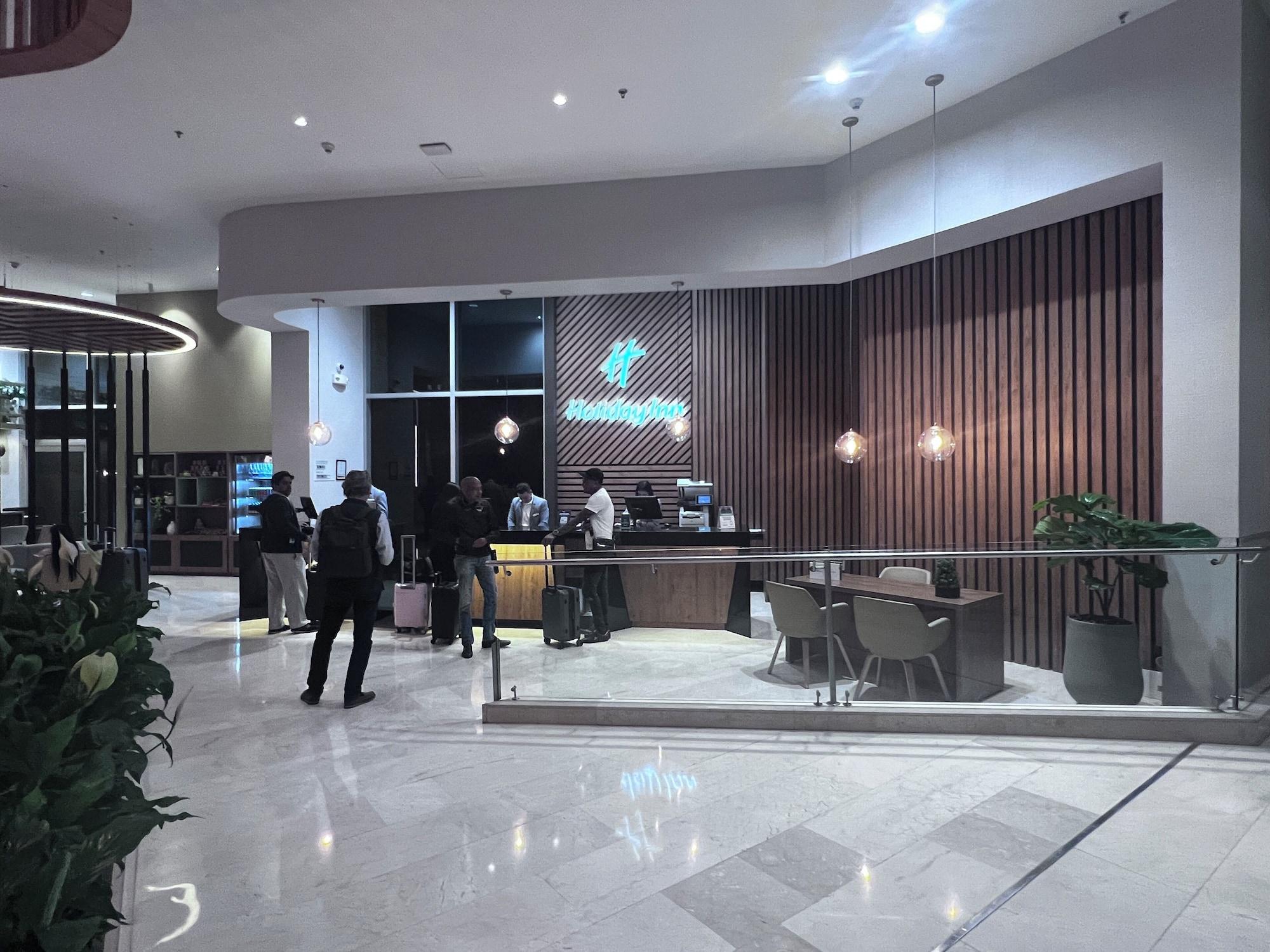 Vista Lobby Holiday Inn Bogota Airport by IHG
