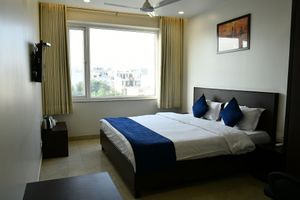 Alojamiento - Sheerha Royal Residency