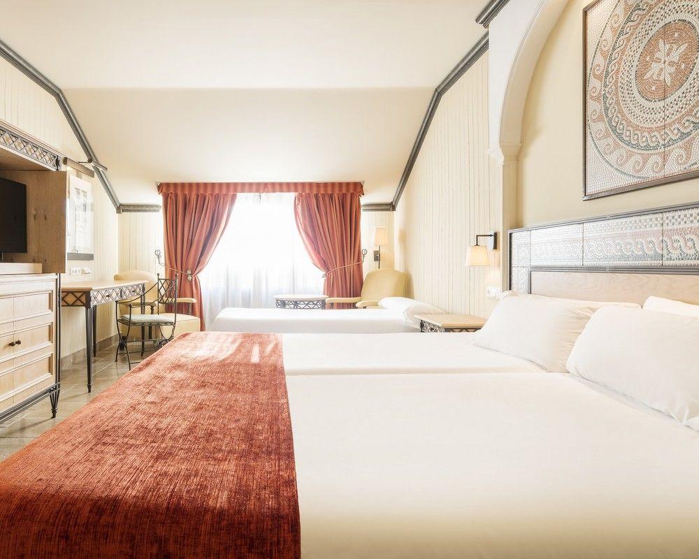 Habitación Hotel ILUNION Mérida Palace