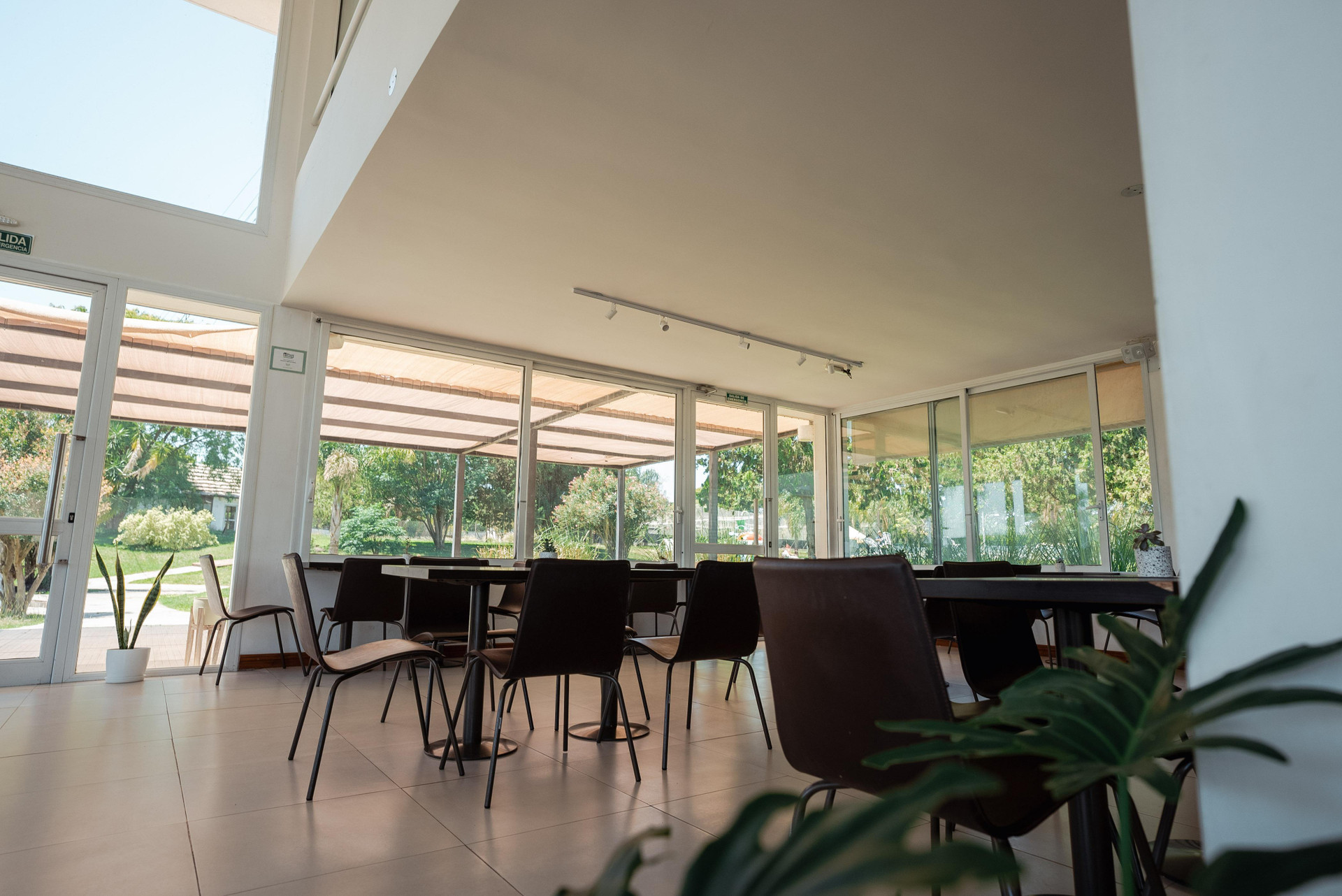 Área de desayuno Hotel Posta Del Sol